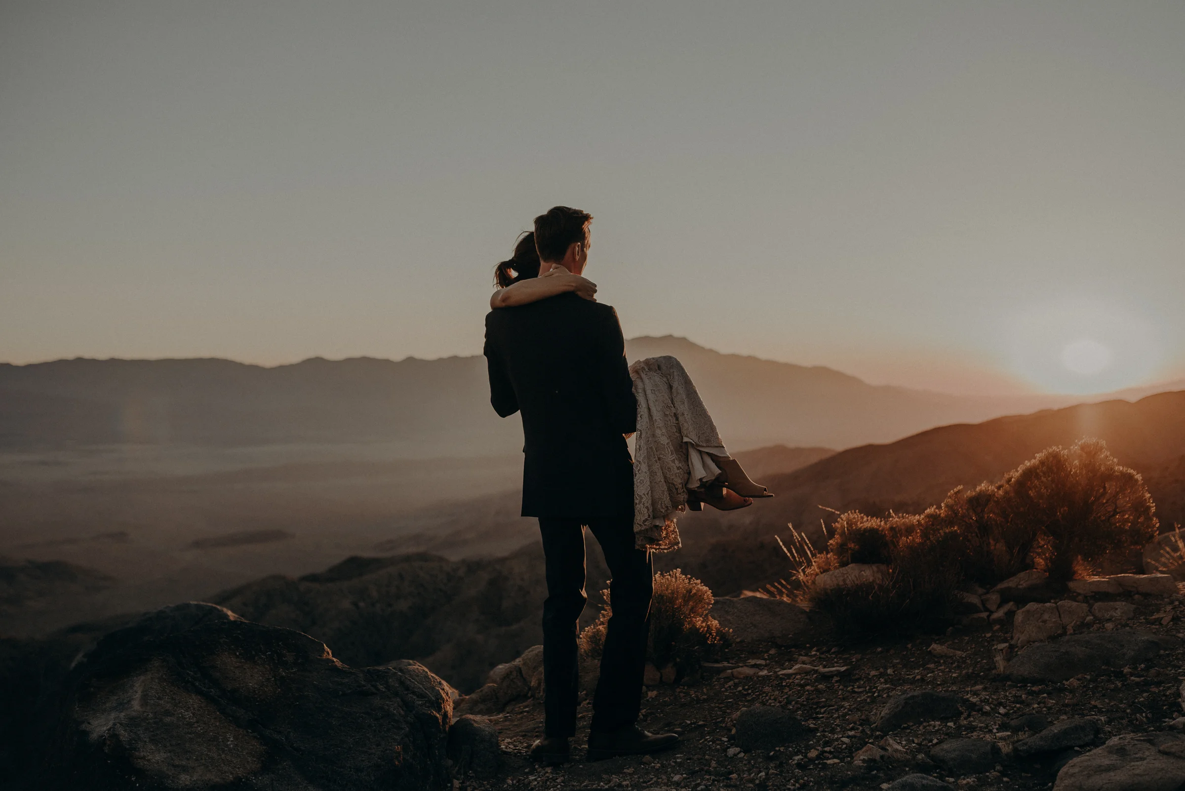 Joshua Tree Elopement - Los Angeles Wedding Photographers - IsaiahAndTaylor.com-108.jpg