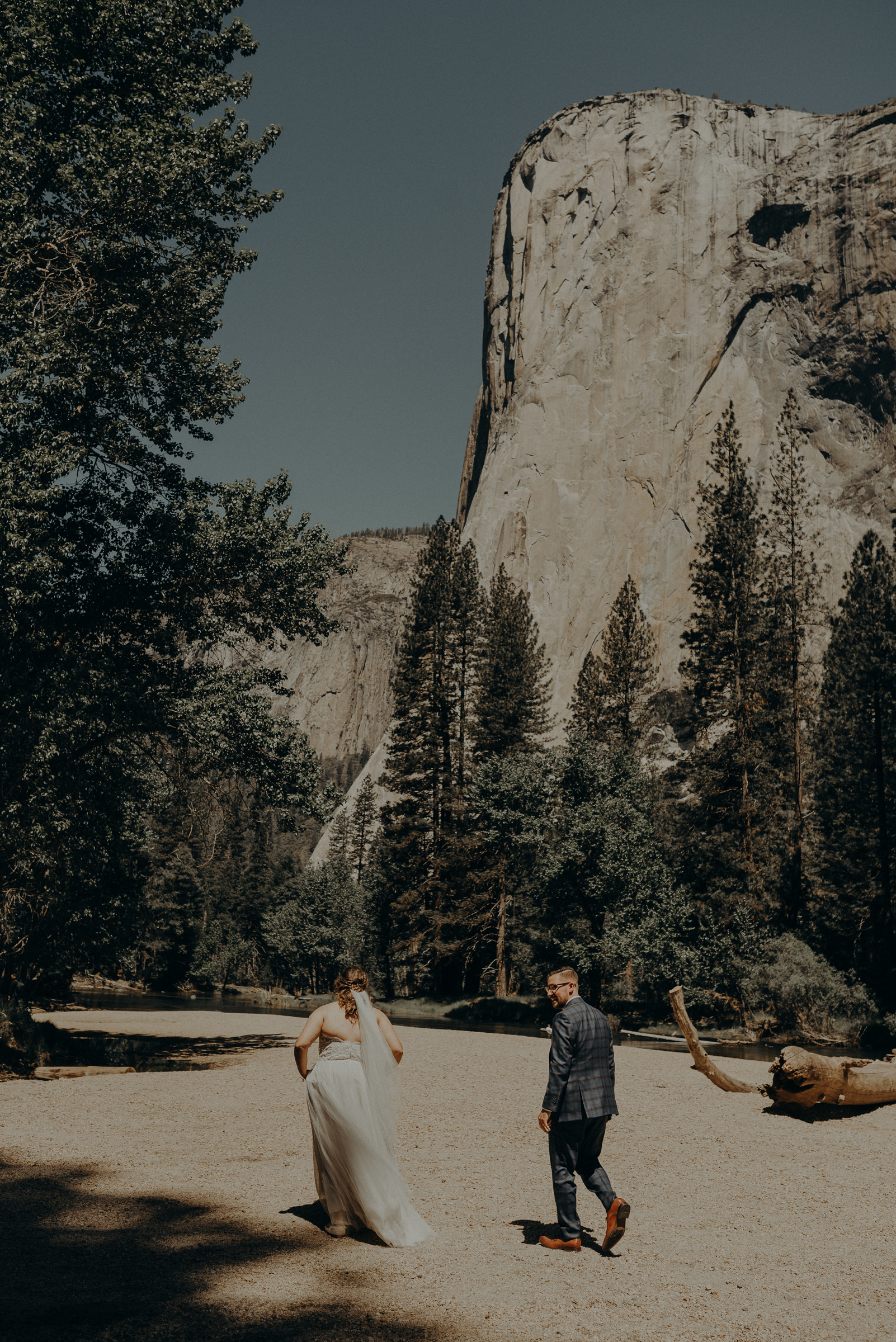 Los Angeles Wedding Photographers - Yosemite Destination Wedding Elopement - IsaiahAndTaylor.com -075.jpg
