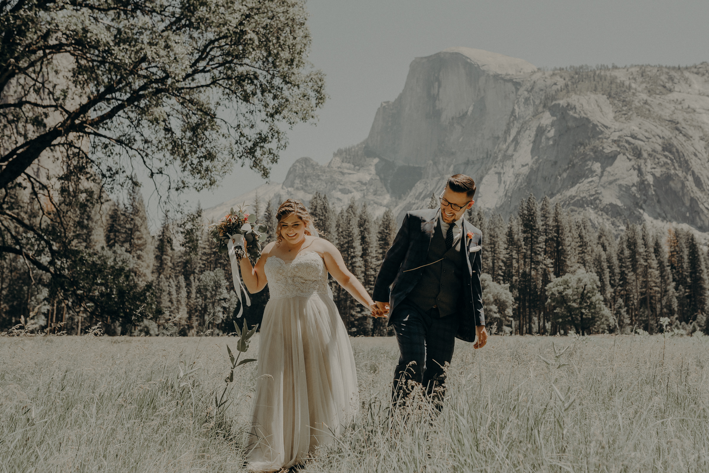 Los Angeles Wedding Photographers - Yosemite Destination Wedding Elopement - IsaiahAndTaylor.com -090.jpg