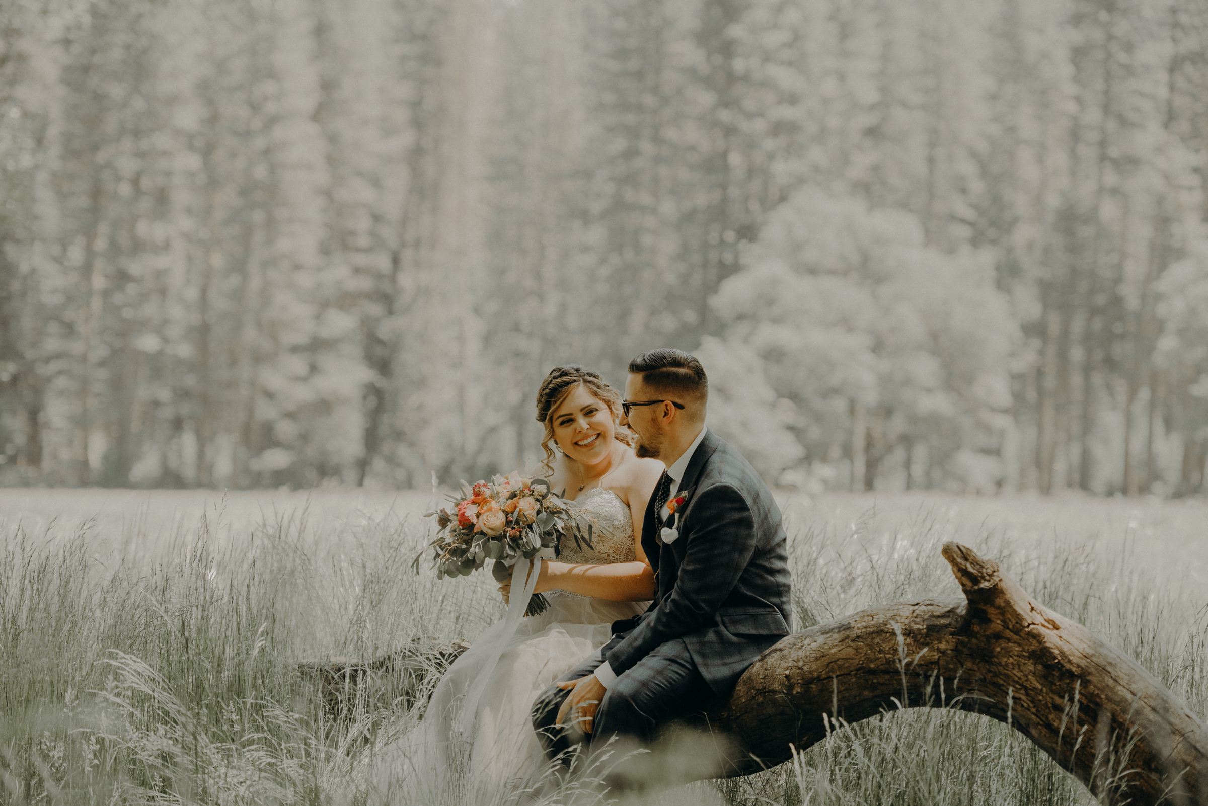 Los Angeles Wedding Photographers - Yosemite Destination Wedding Elopement - IsaiahAndTaylor.com -094.jpg