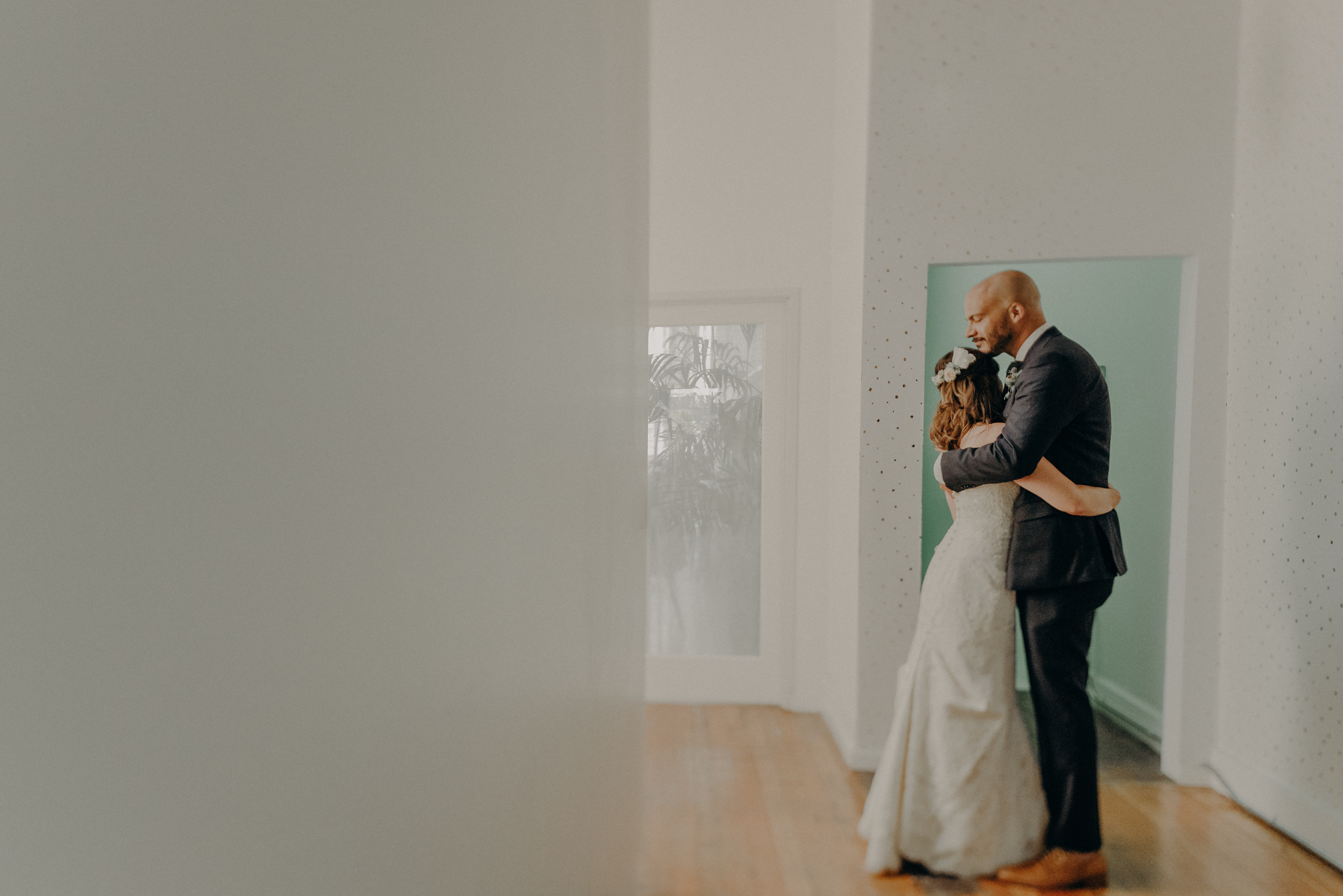 The Unique Space Wedding Photographer - Los Angeles Wedding Photography - IsaiahAndTaylor.com-038.jpg