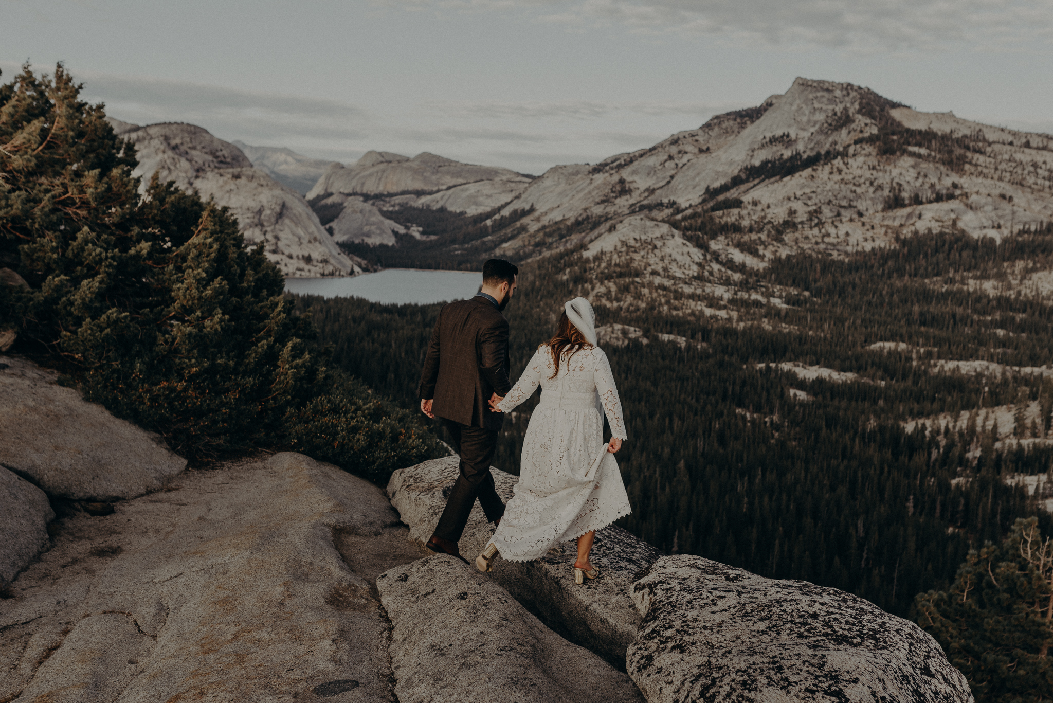 Yosemite Elopement Photographer - Evergreen Lodge Wedding Photographer - IsaiahAndTaylor.com-019.jpg