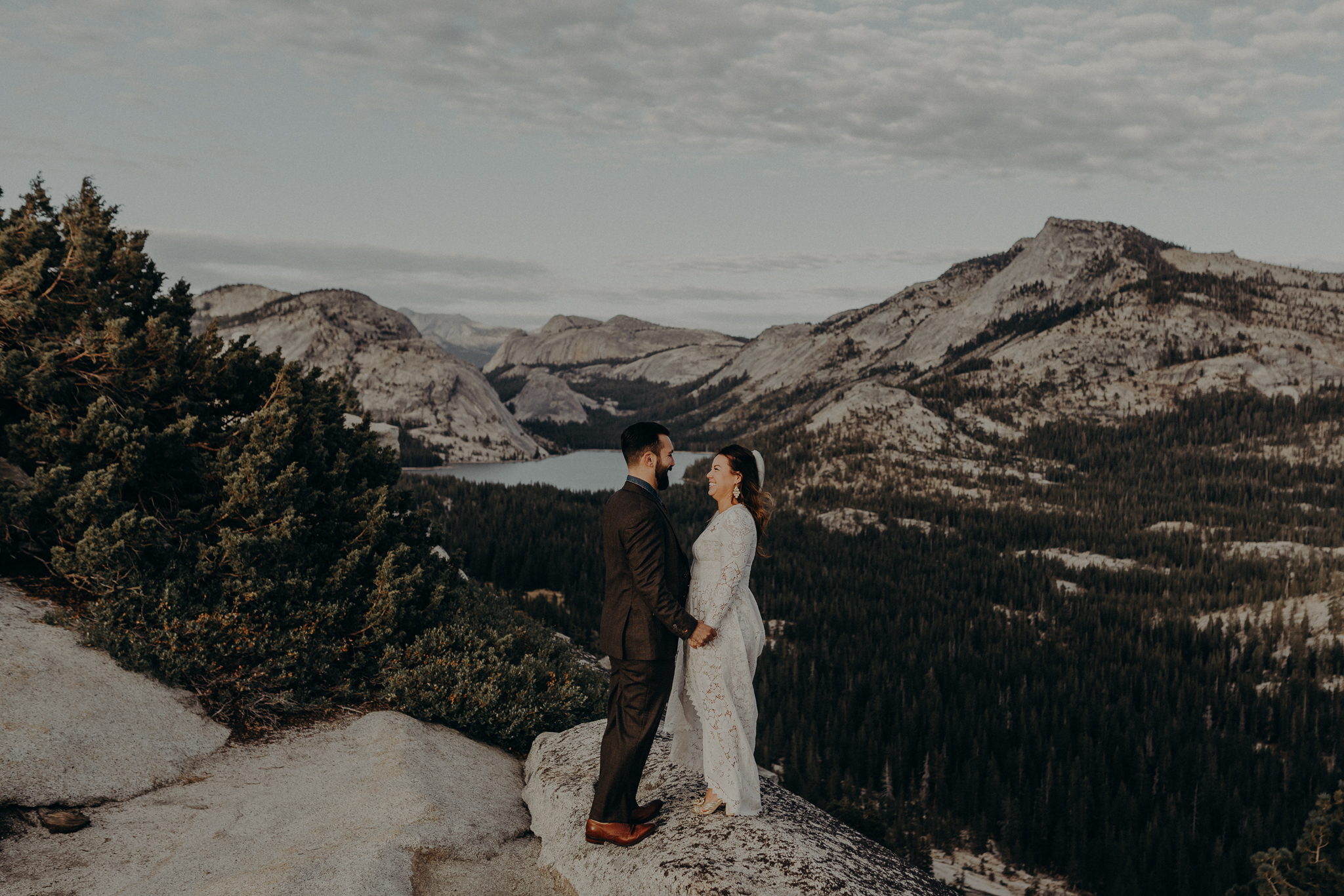 Yosemite Elopement Photographer - Evergreen Lodge Wedding Photographer - IsaiahAndTaylor.com-020.jpg
