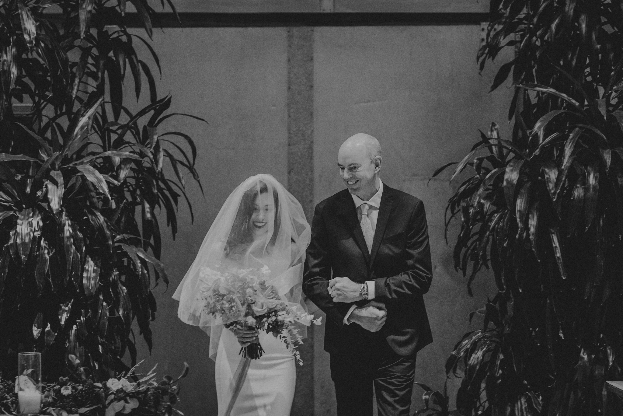 Wedding Photo LA - wedding photographer in los angeles - millwick wedding venue -isaiahandtaylor.com-092.jpg