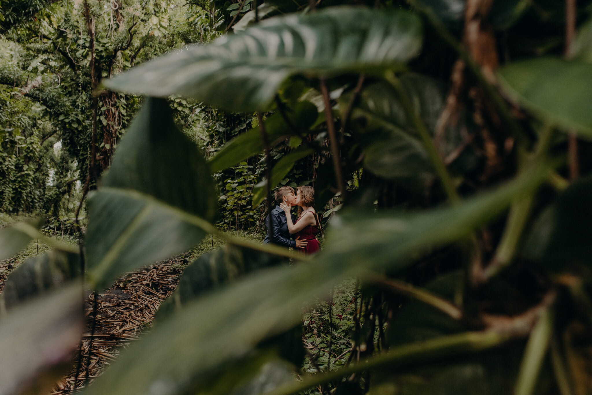 wedding photographer in los angeles - hawaii elopement photography - isaiahandtaylor.com-030.jpg