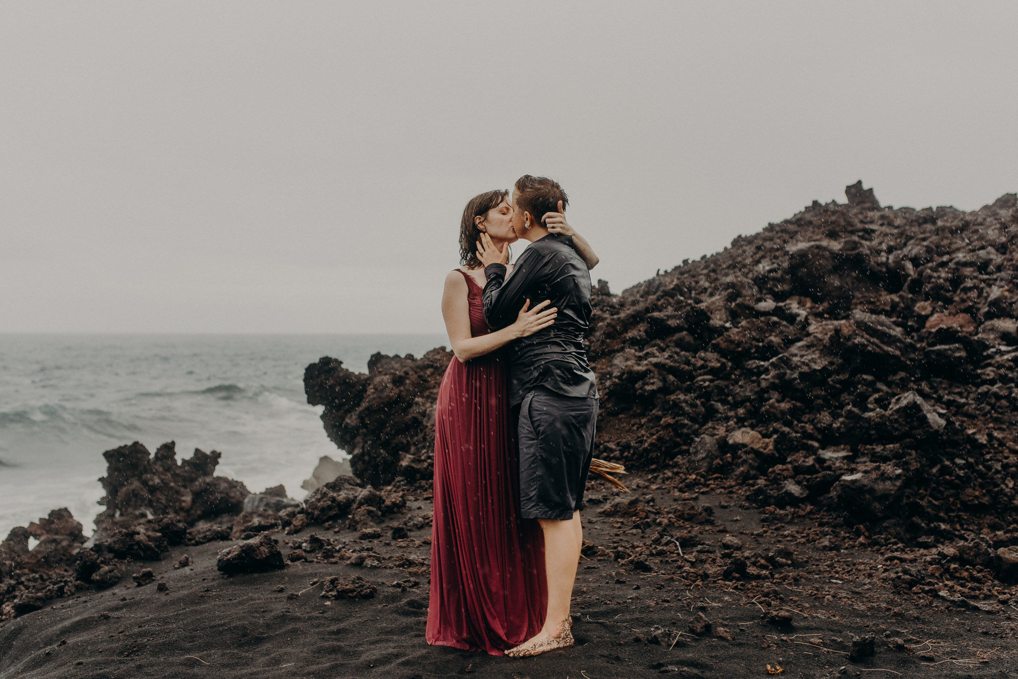 wedding photographer in los angeles - hawaii elopement photography - isaiahandtaylor.com-045.jpg