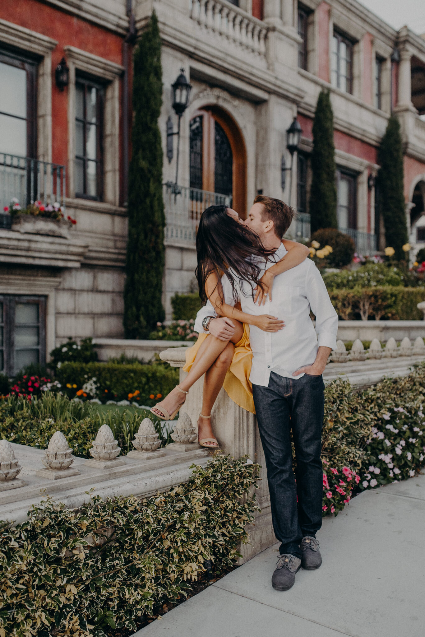 los angeles in-home engagement session - manhattan beach - isaiahandtaylor.com-025.jpg