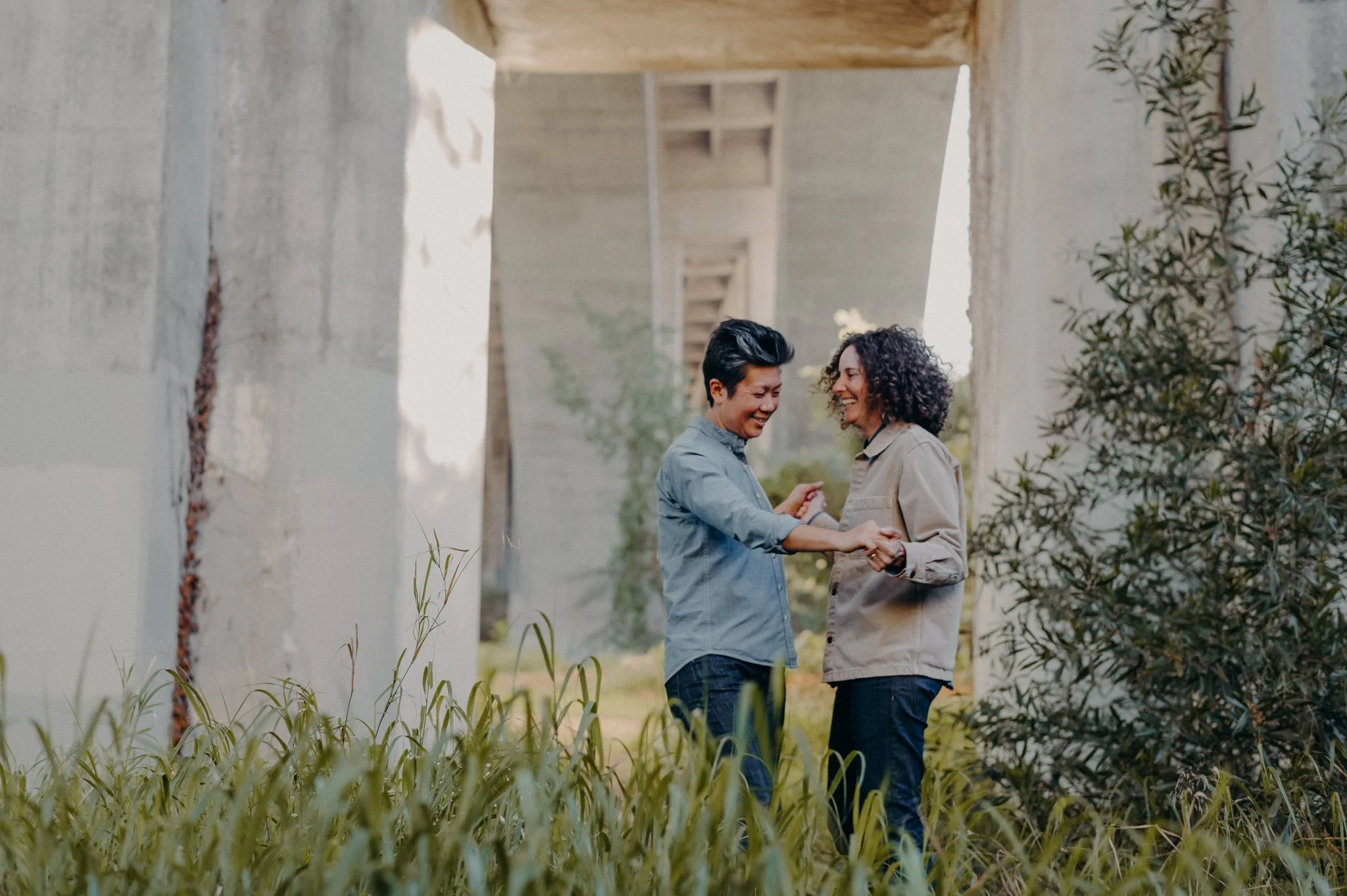 lesbian wedding photographers - LA nature engagement - - lgbtq queer wedding vendors los angeles - itlaphoto.com-28.jpg