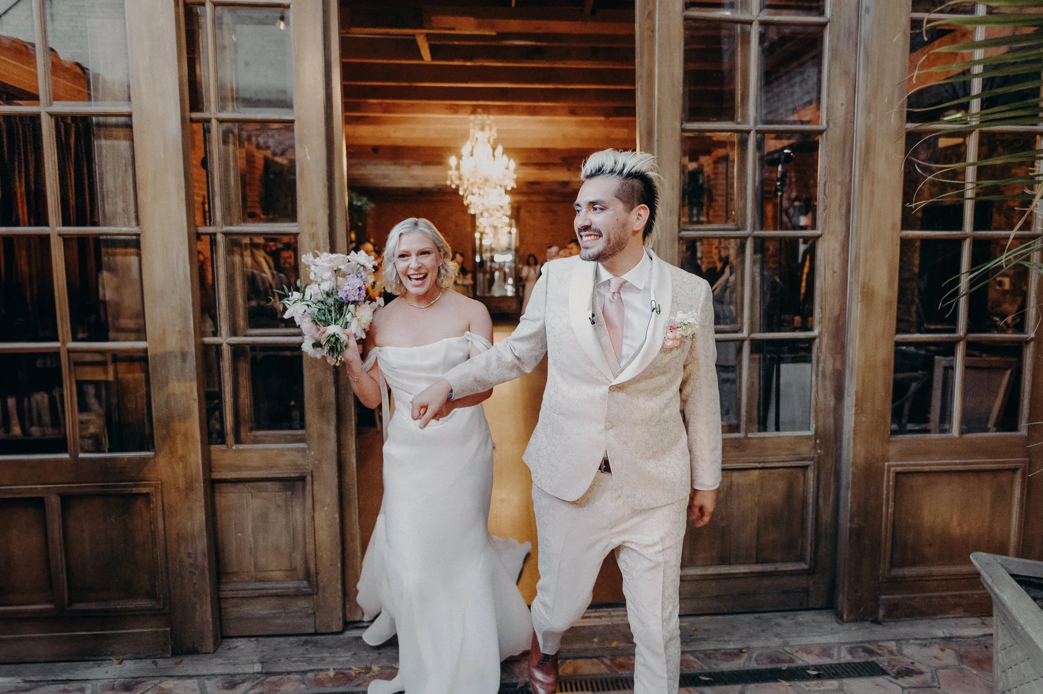 queer wedding photographers in los angeles - lgbtq+ wedding - carondelet wedding - itlaphoto.com-67.jpg