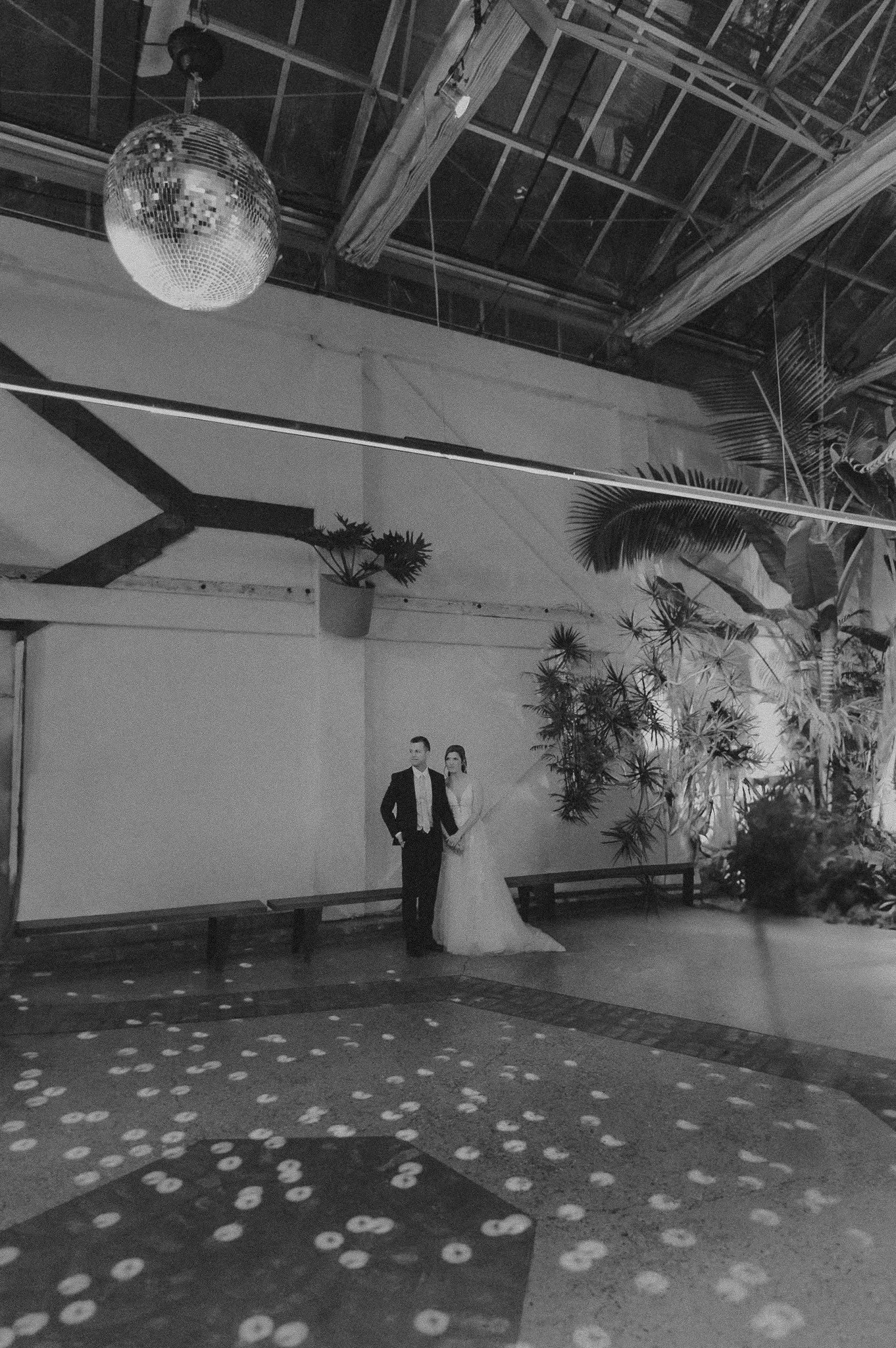 lgbtqia+ wedding photographers in LA - los angeles queer wedding photo - valentine dtla venue - itlaphoto.com-1024.jpg
