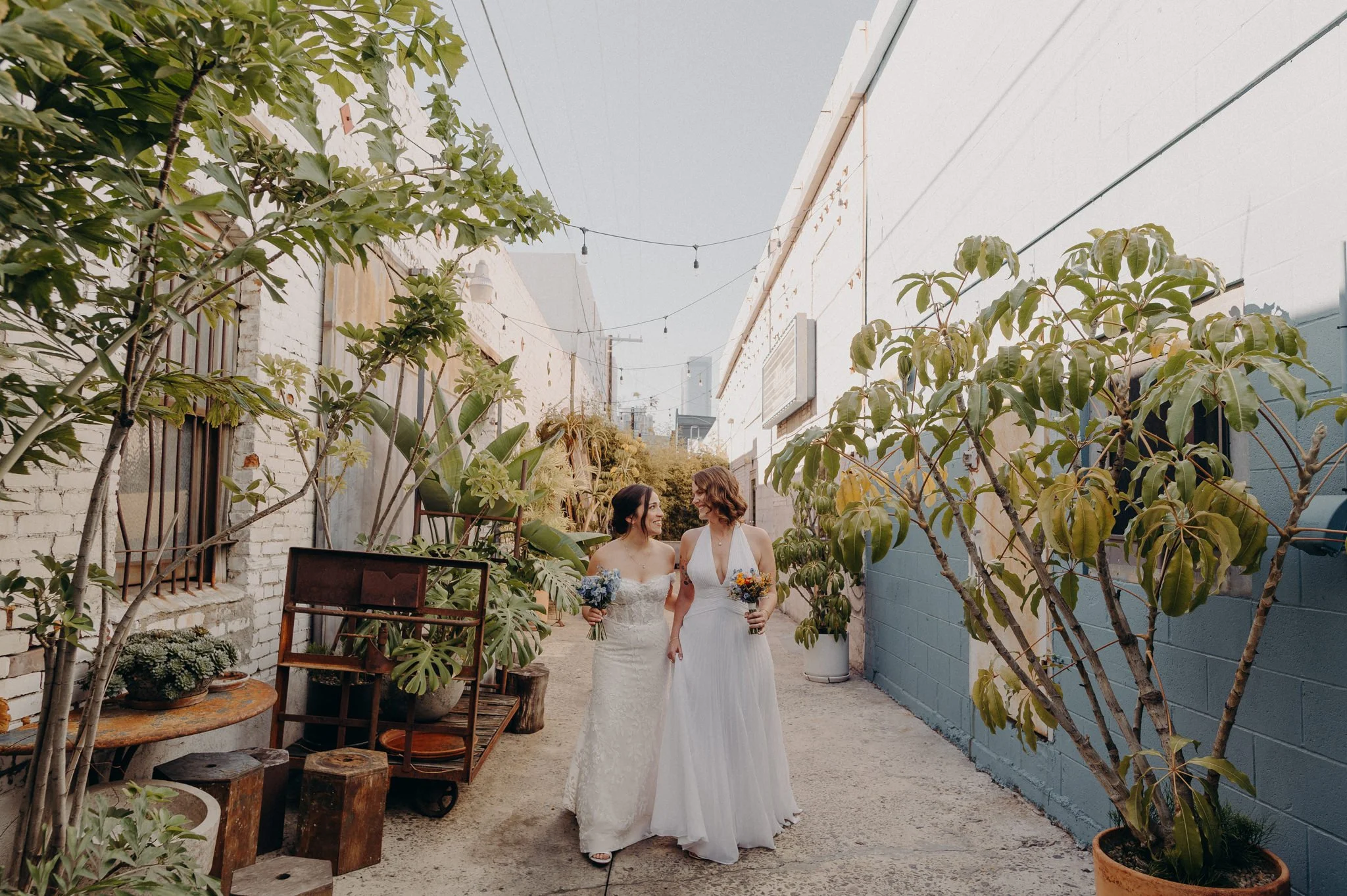 gay la wedding photographer  - queer los angeles vendors - lesbian wedding - grassroom - itlaphoto.com-22.jpg