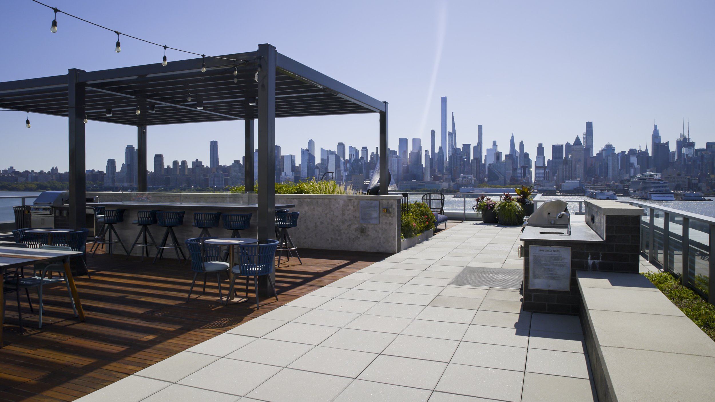 Port Imperial Edit 1.00_01_12_05.Still023.JPG