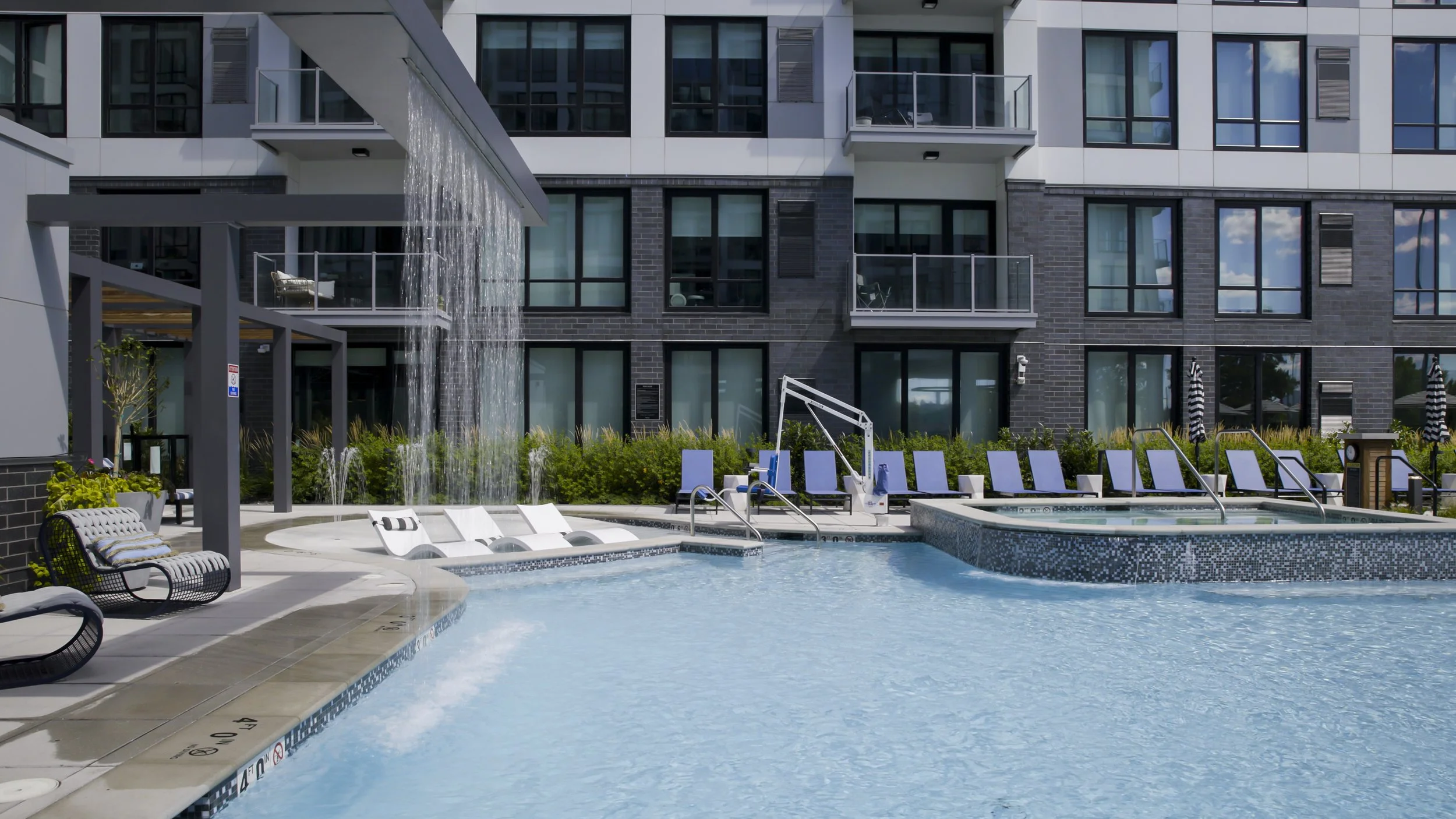 Port Imperial Edit 2.00_00_20_05.Still008.JPG