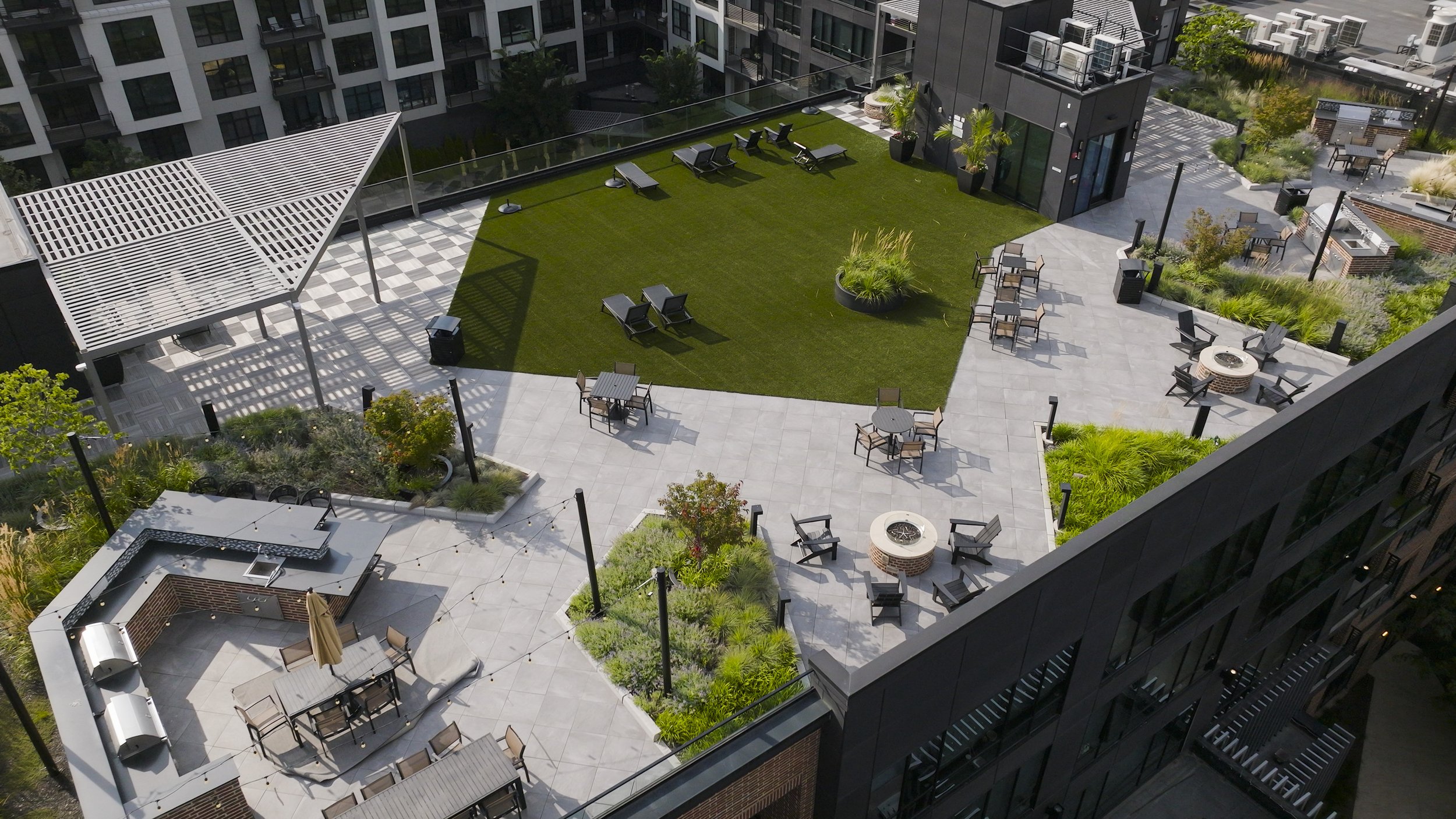 PH Edit.00_01_47_01.Still051.JPG