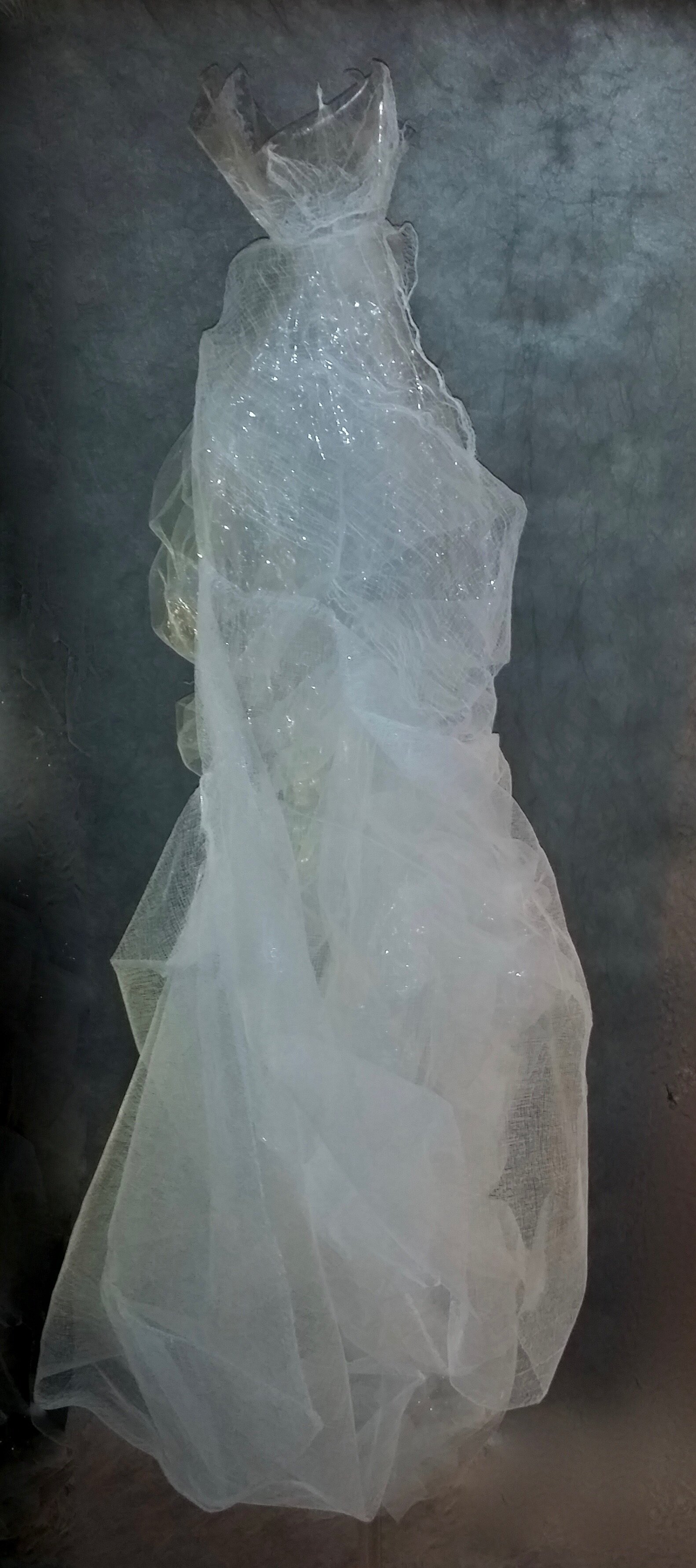  The Queen, 2016 - right side view 84 X 28 x 26 inches Plastic film, gauze, tulle, nylon thread,&nbsp;white glue on a plexiglass tube support 