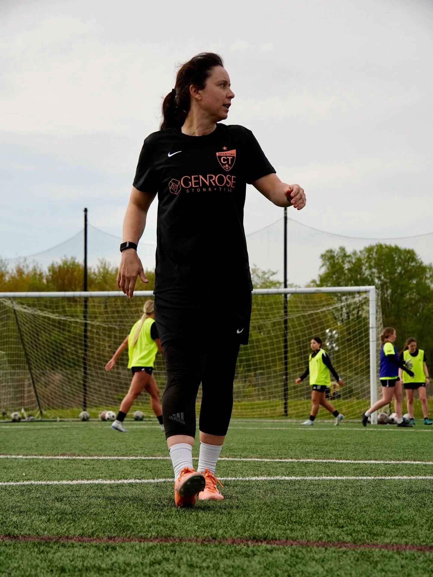 Week 1 with @sportingctwomen @wpsl 😮&zwj;💨😮&zwj;💨 Looking forward to my first game since July ⚽️❤️🐣#soccer #womenssoccer #soccerplayer #sochill