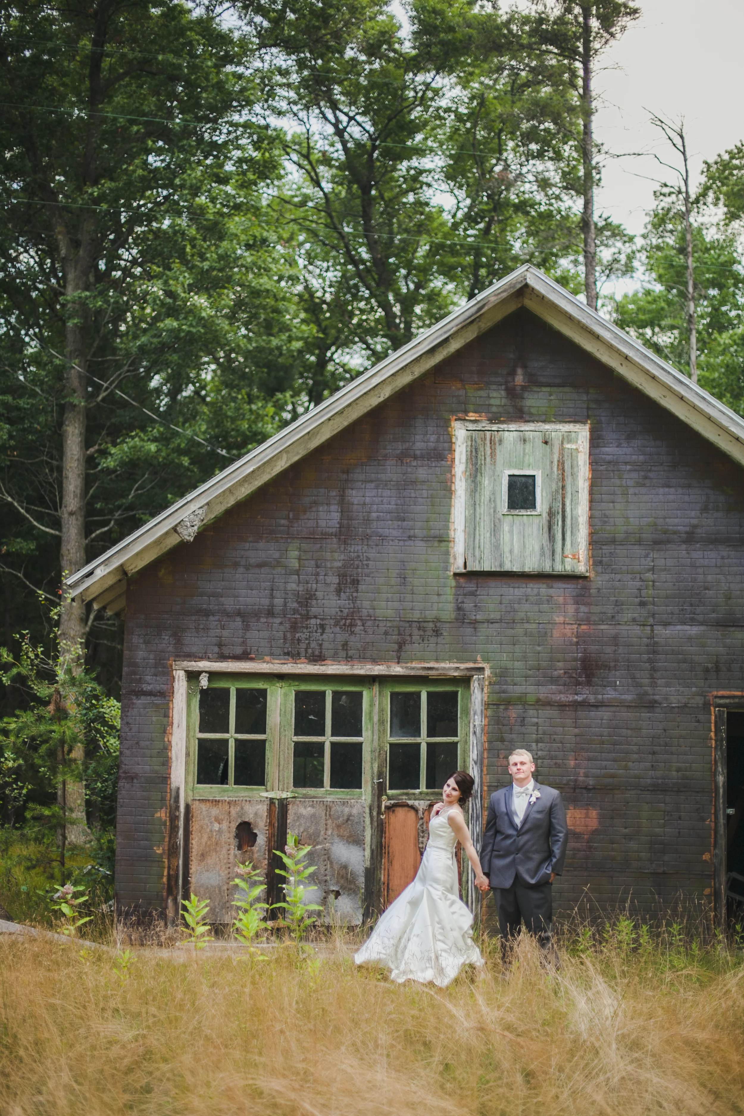  Ahhh yessss. We were able to sneak out for a longer portrait session in the overcast evening light. 
