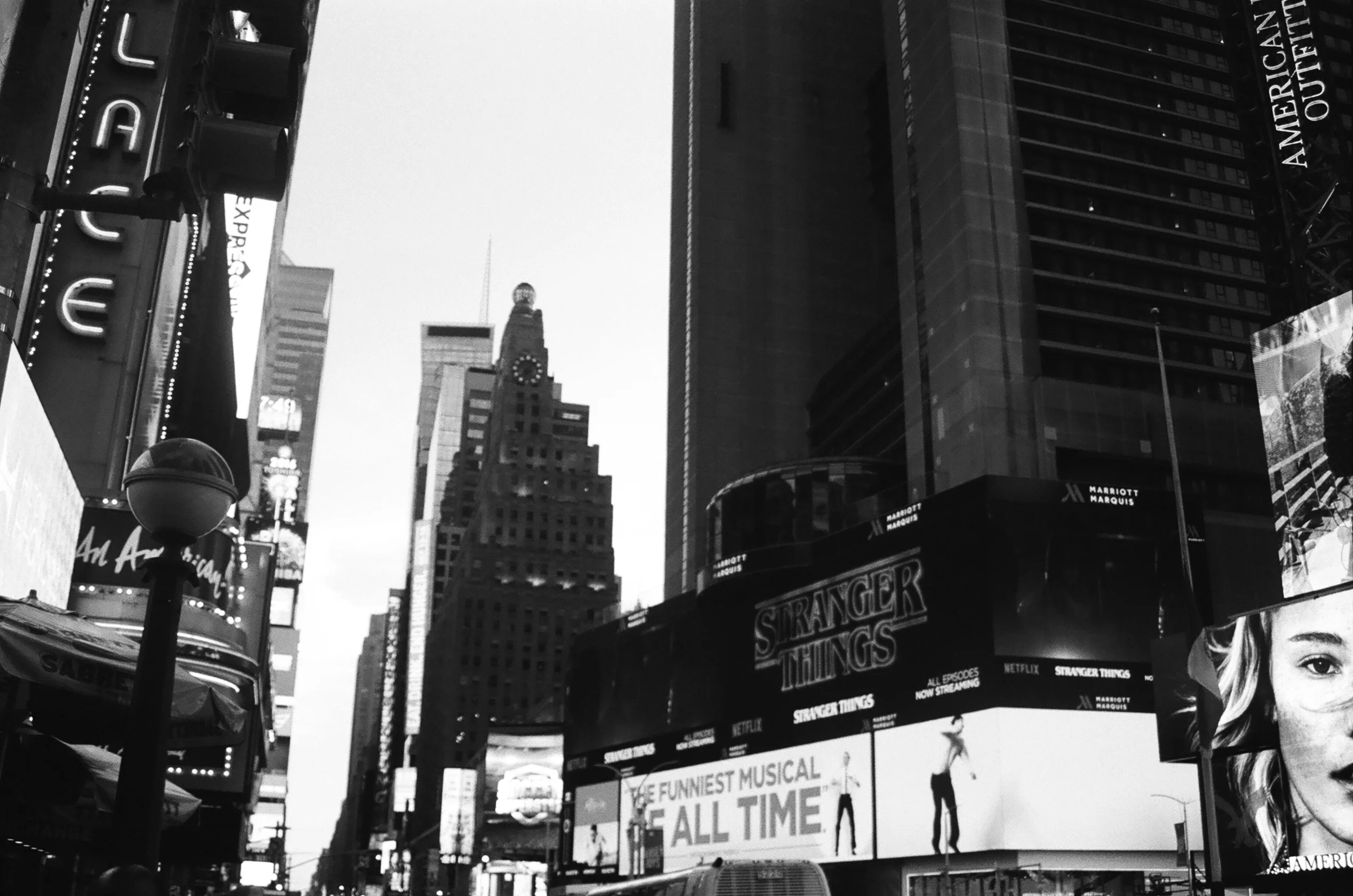 Hello there, Glacier National Park & Chicago!