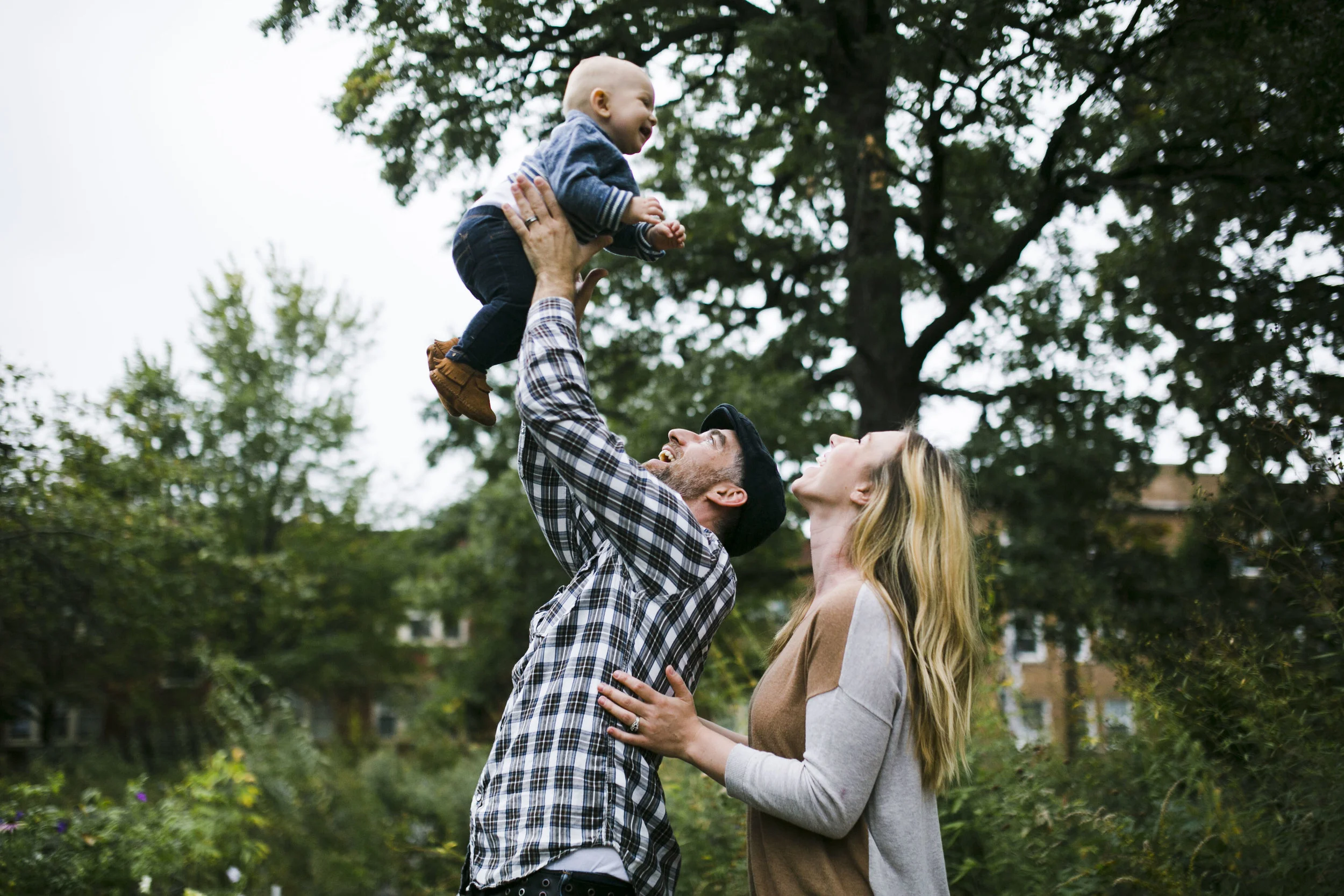 The Hughes Family | Cozy, Fall Chicago Lifestyle Session
