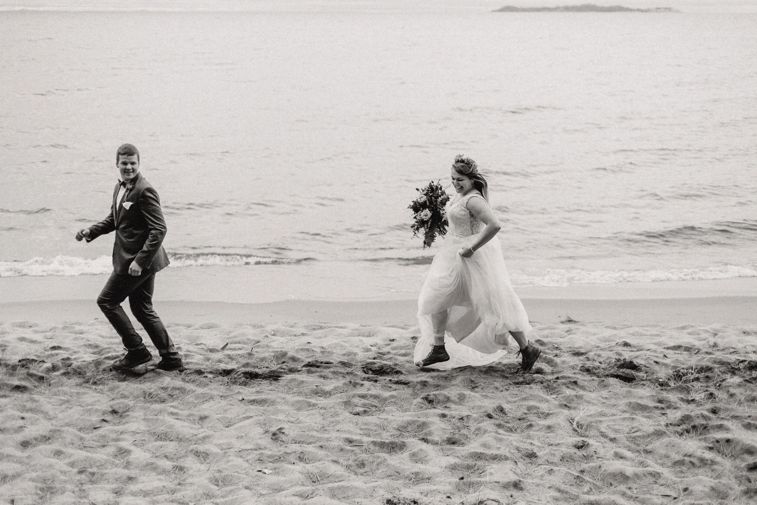 emmadustinweddingsneakpeek-22.jpg