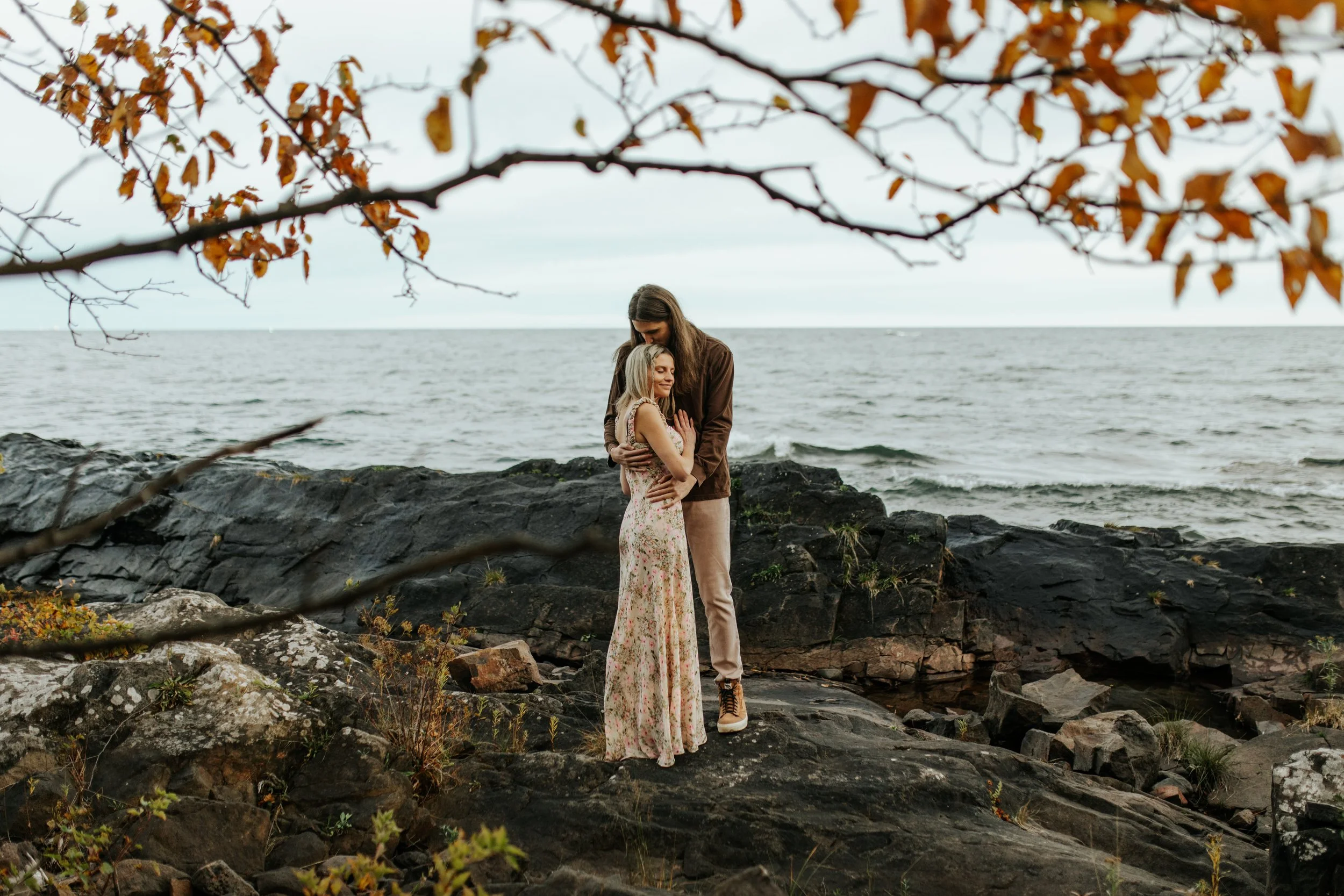 Jesse + Arianna | Autumn Eagle Harbor Engagement