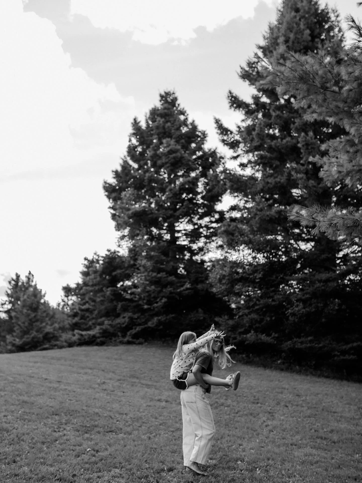 Because family photos should feel like home ✨