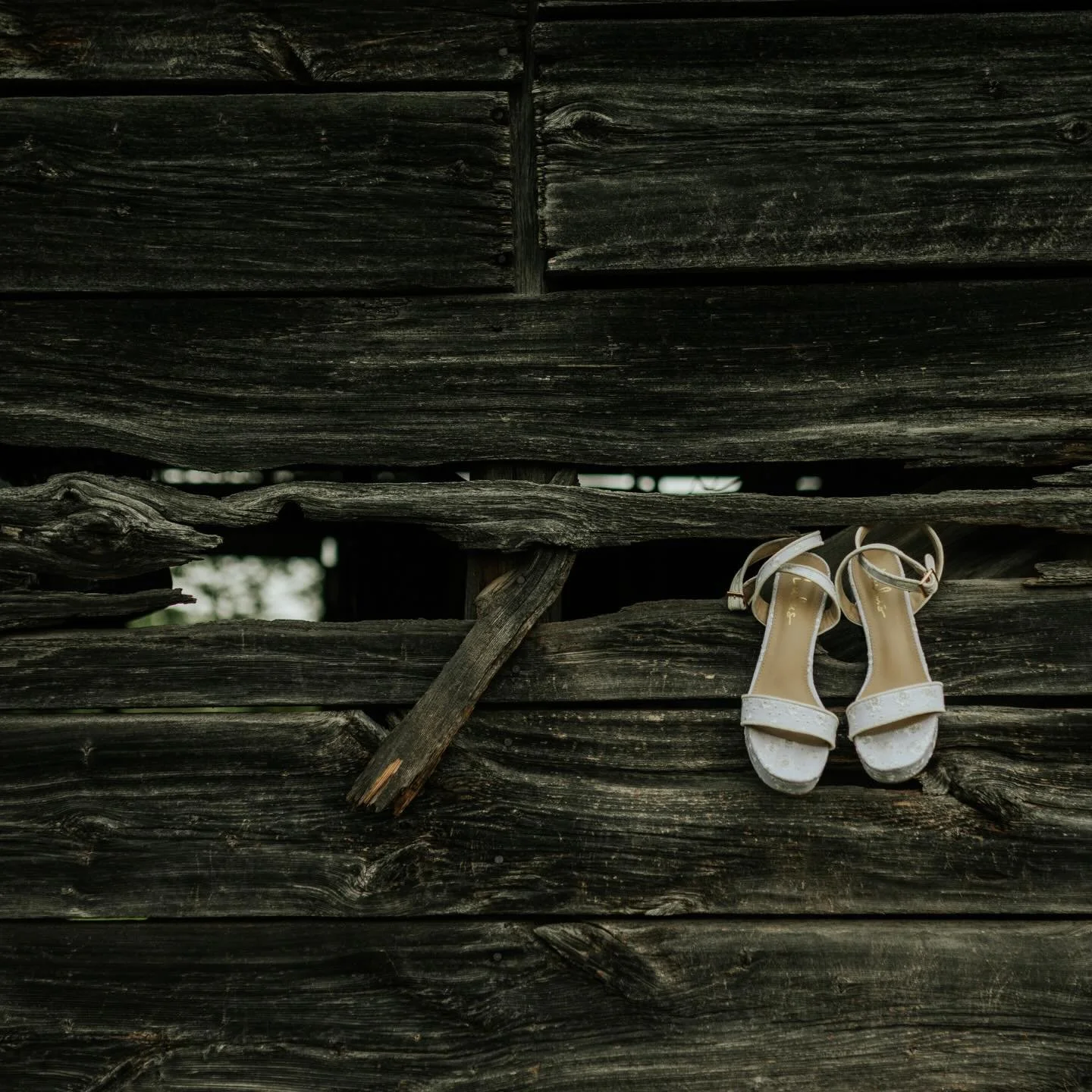I show up at every wedding with a bag of trinkets and ribbons in case I think I *need* something extra for detail shots. Joke is always on me though. As if my random bag of goods would outdo the textures and character found in the environments I work