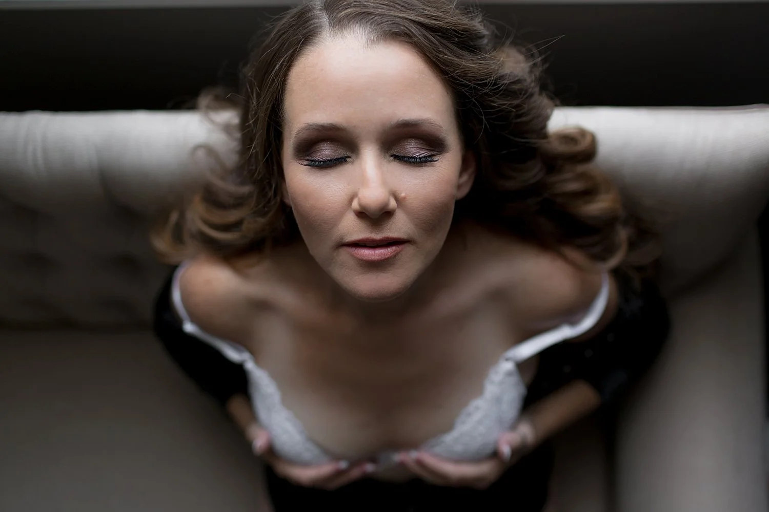 White lacy bra, window light boudoir 