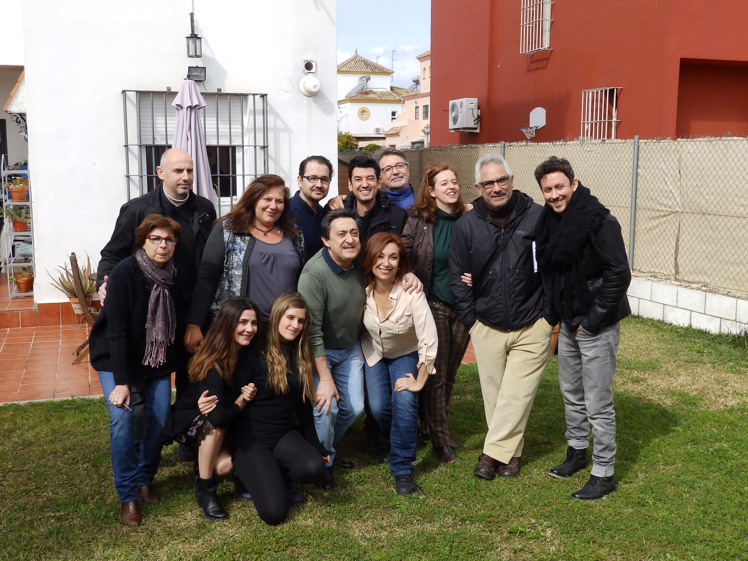 Reparto de doblaje de "Dragon Ball Z: Battle of Gods". Ángeles Neira, Ana Fernández, Ana Soto, Mariano Peña y Mercedes Hoyos. De pie, Alberto Hidalgo, Inma Font, Paco Cardona, Rafa Torres, Mauro Rivera, Pilar Valdés, Daniel Palacios y David Arnaiz.