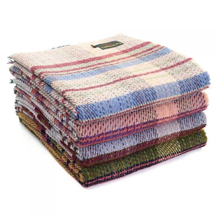 tweedmill-random-wool-picnic-rug-rrawl-750x750.jpg