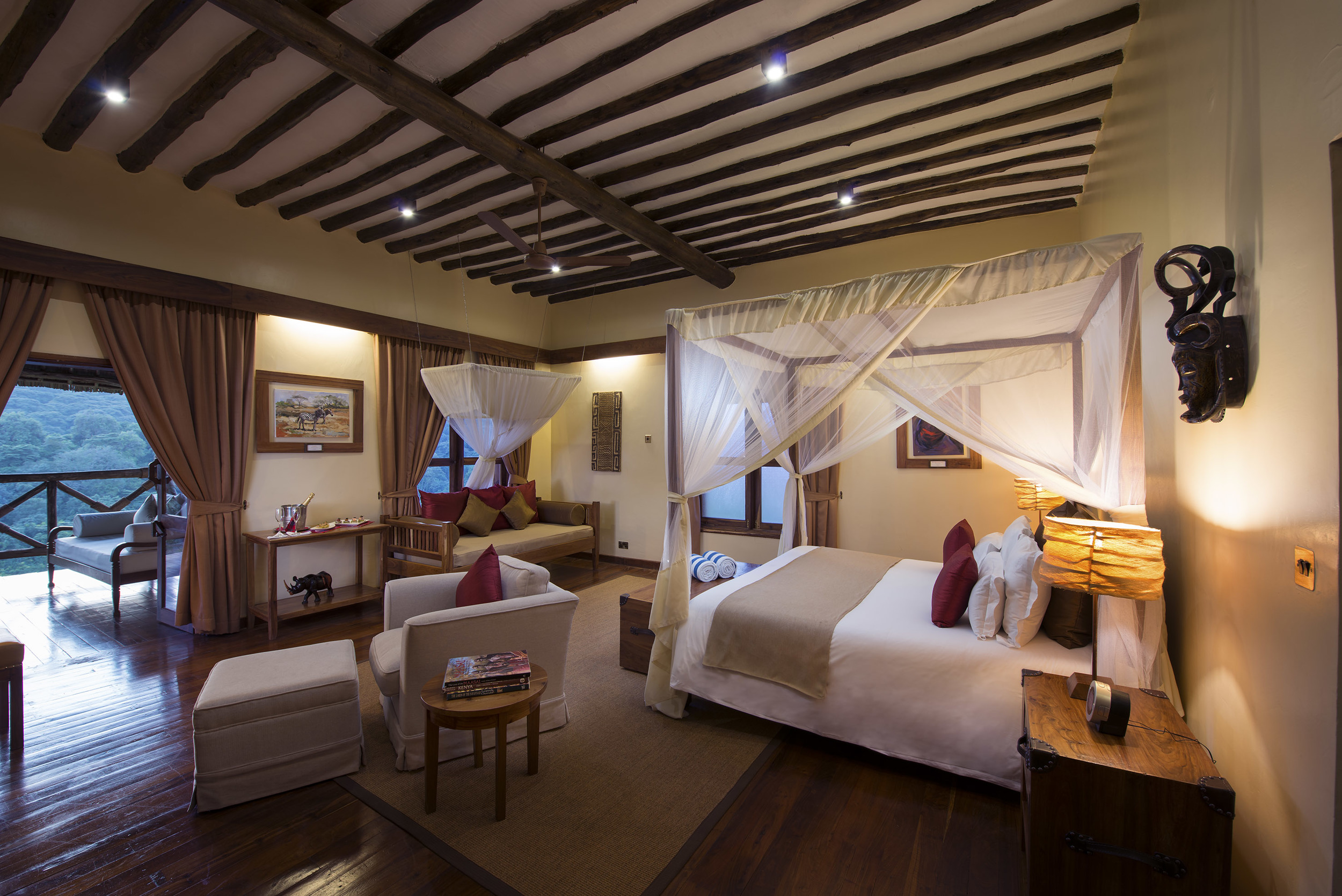 Ngorongoro - bedroom lodge_original.jpg