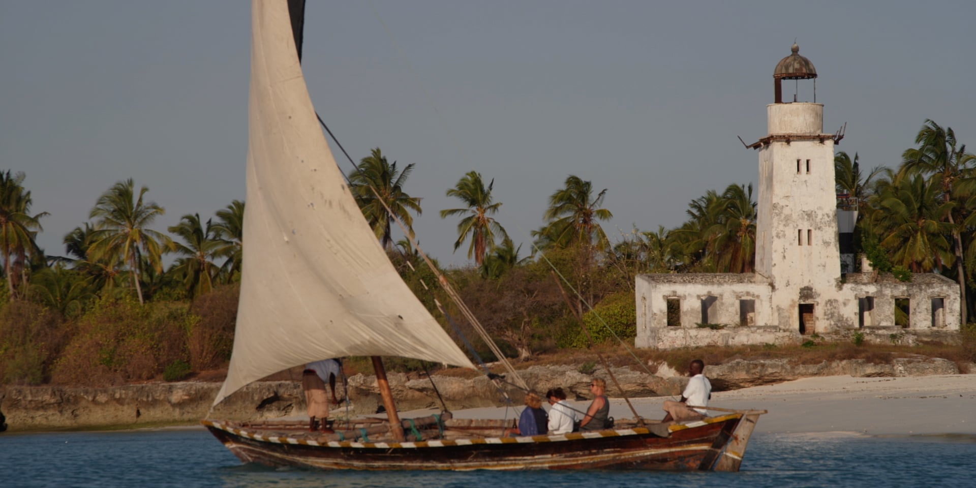 5 Activities - Dhow Trip 2.jpg