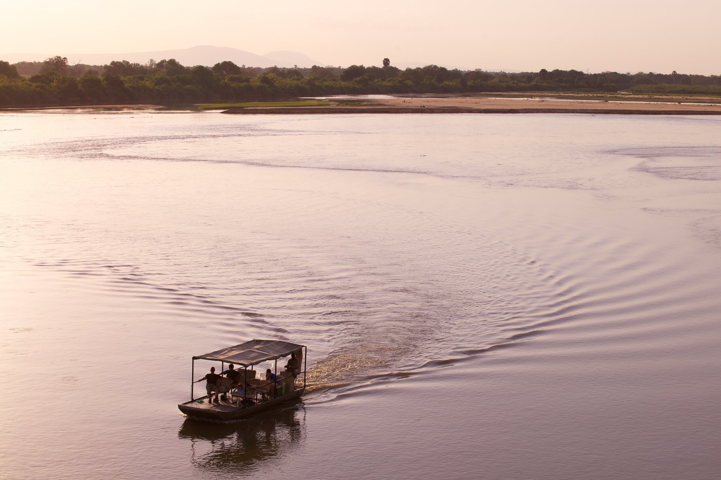 boat_safari_rufiji_river_camp_takims_holidays_tanzania.jpg