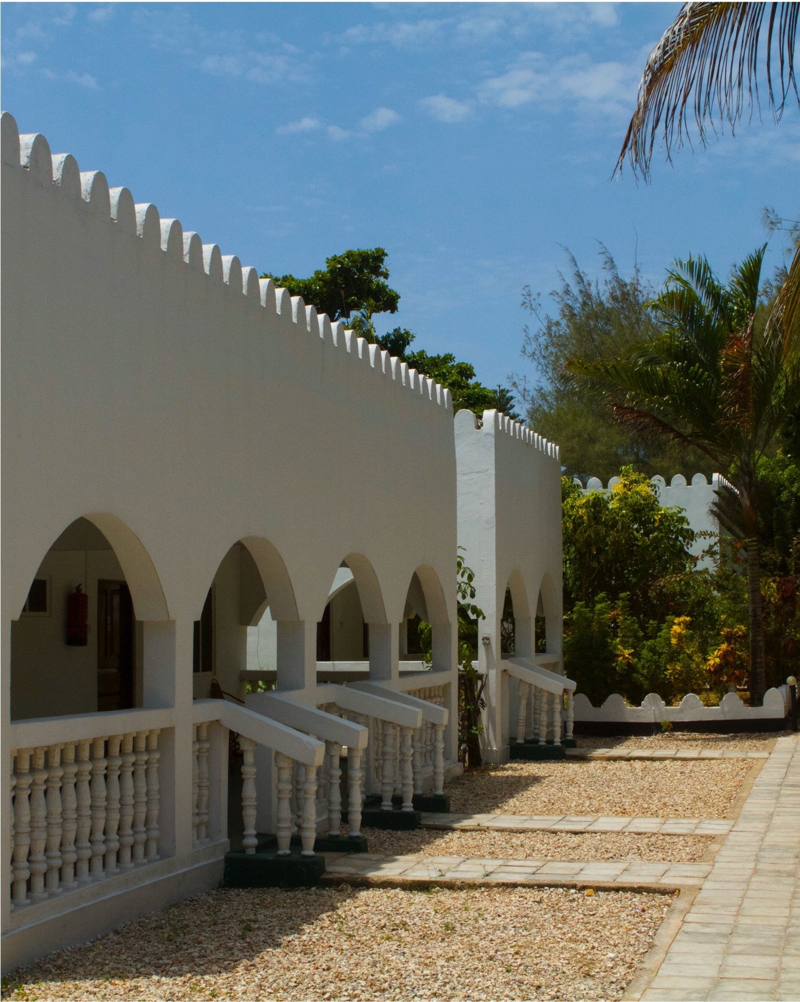 Tranquility meets tradition at Amani Villas, Zanzibar 🌴☀️�Unwind in timeless Swahili-style architecture, surrounded by tropical gardens and the soothing island breeze. Your peaceful escape awaits.
#AmaniVillas #ZanzibarRetreat #TropicalBliss #Islan