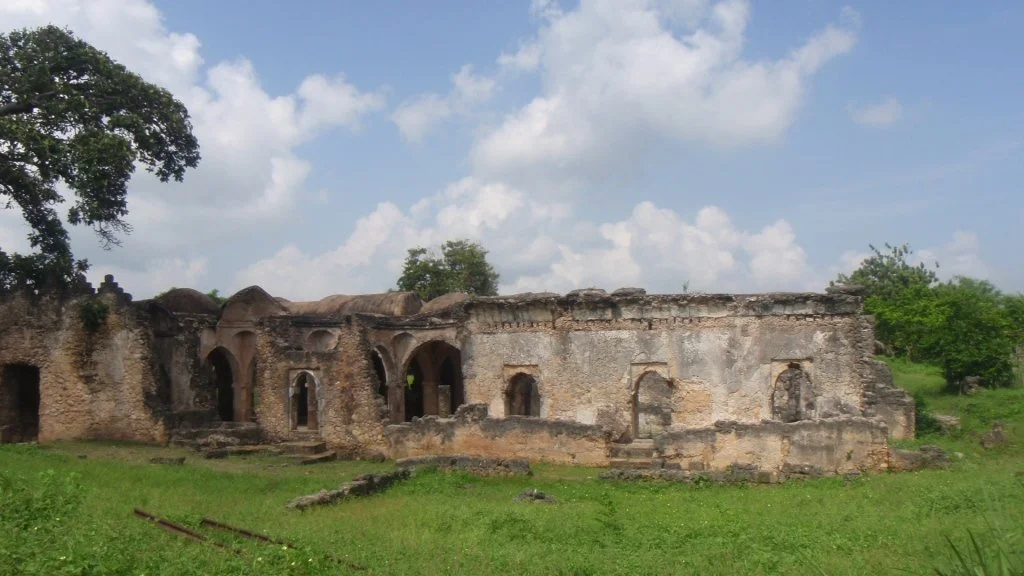 kilwa ruins 1.JPG