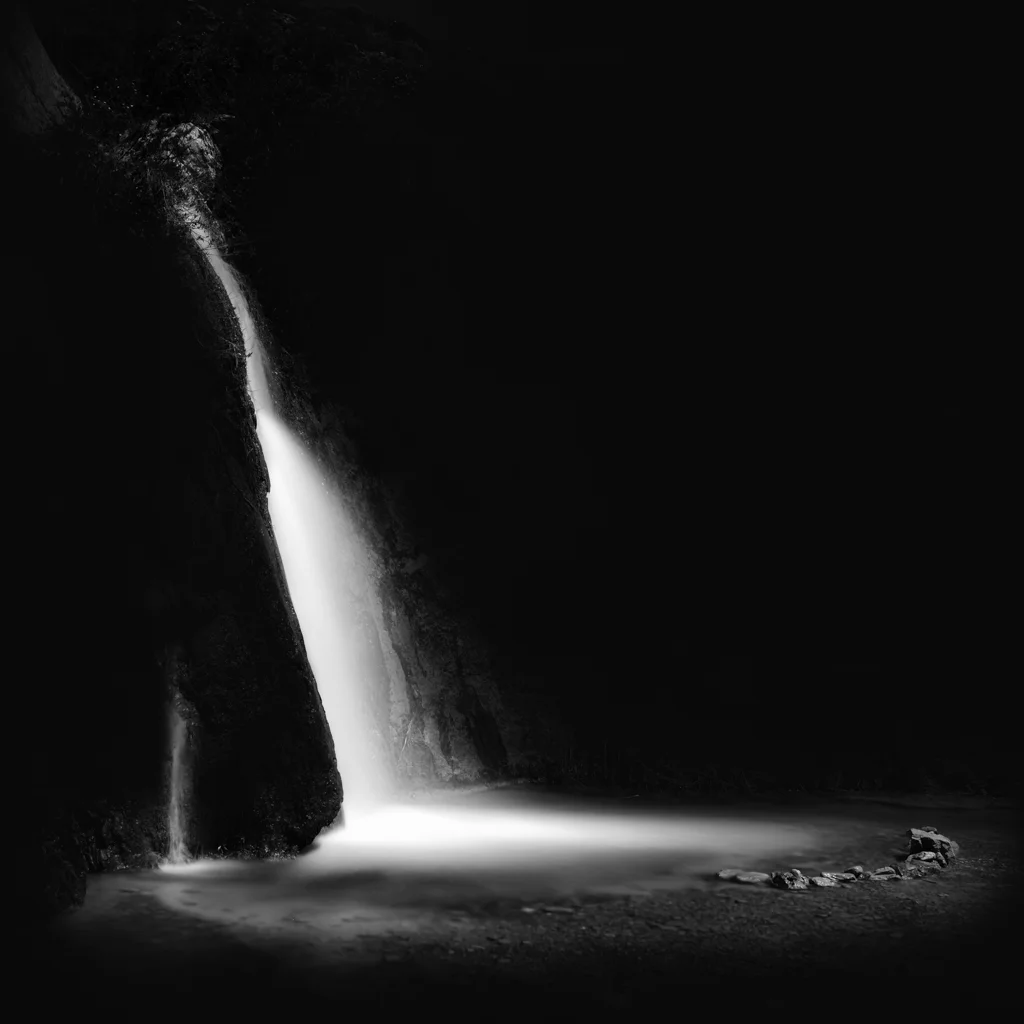 2waterfall-829.jpg