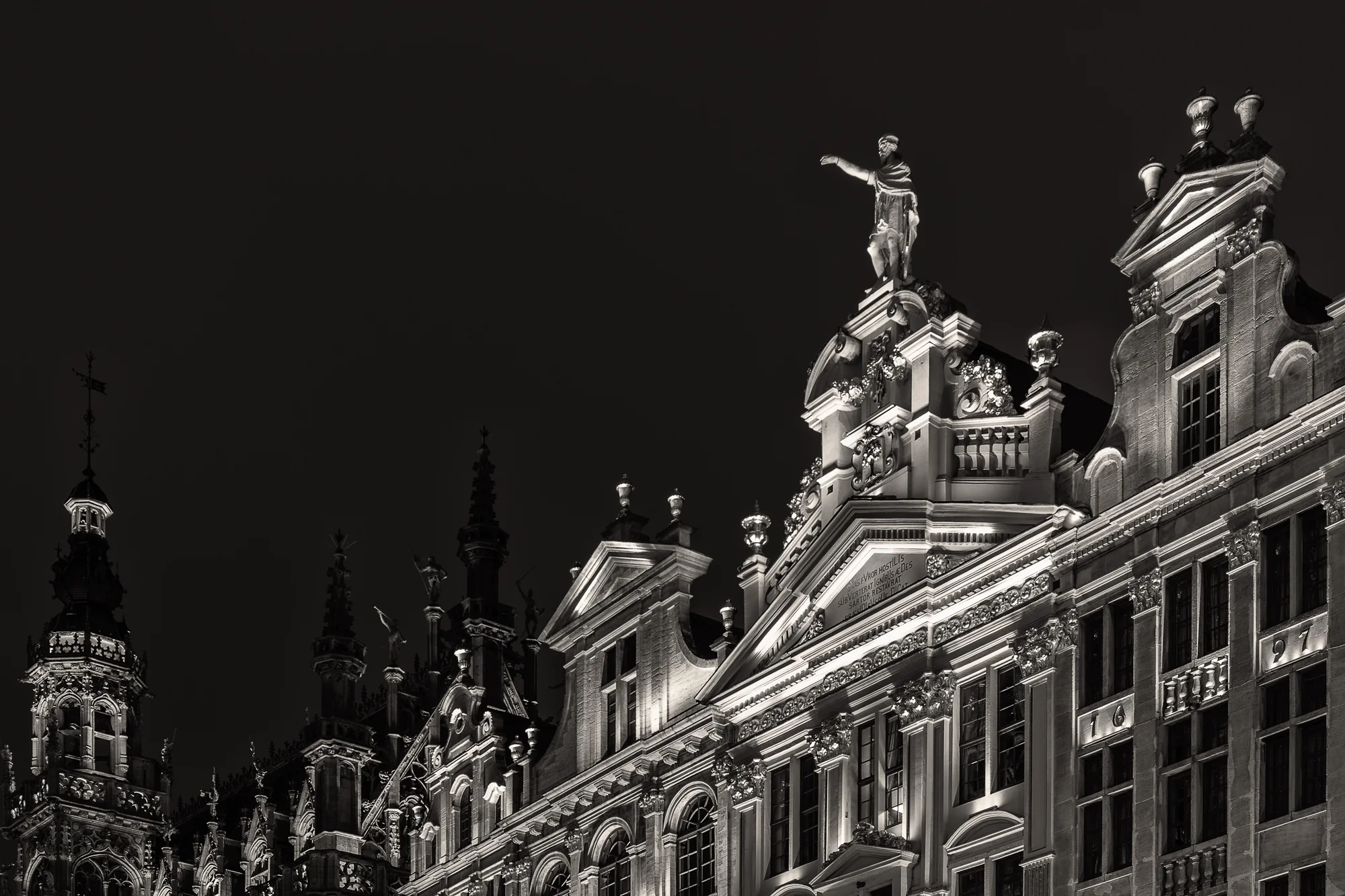 Brussels-Grand-Place-IV.jpg