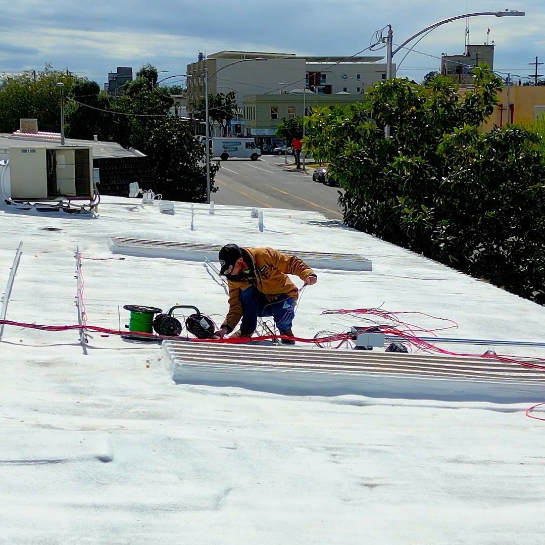 Getting solar installed for your business is GOOD business. Give us a call at (559) 251-5592 to get started! We have the right team and experience to complete your installation from beginning to end. 😁

☀️ Learn more at the 🔗 in bio. 

#PacificSola