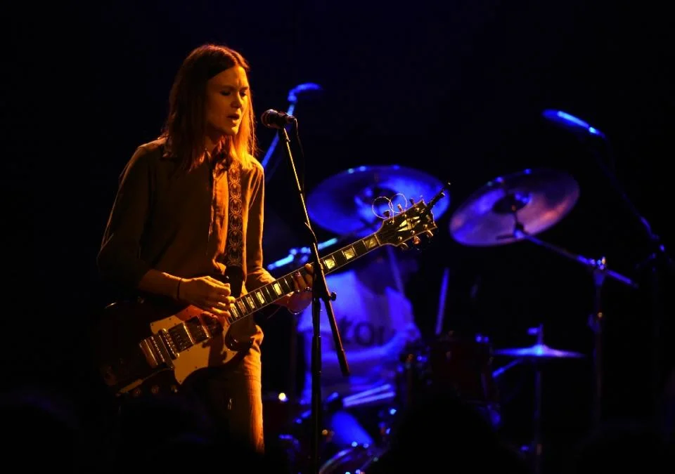 Yahoo News - Juliana Hatfield returns with band, and doubts on pop life