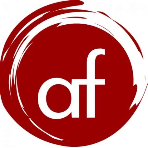 Interview: Juliana Hatfield Talks About "Blood" | The Arts Fuse