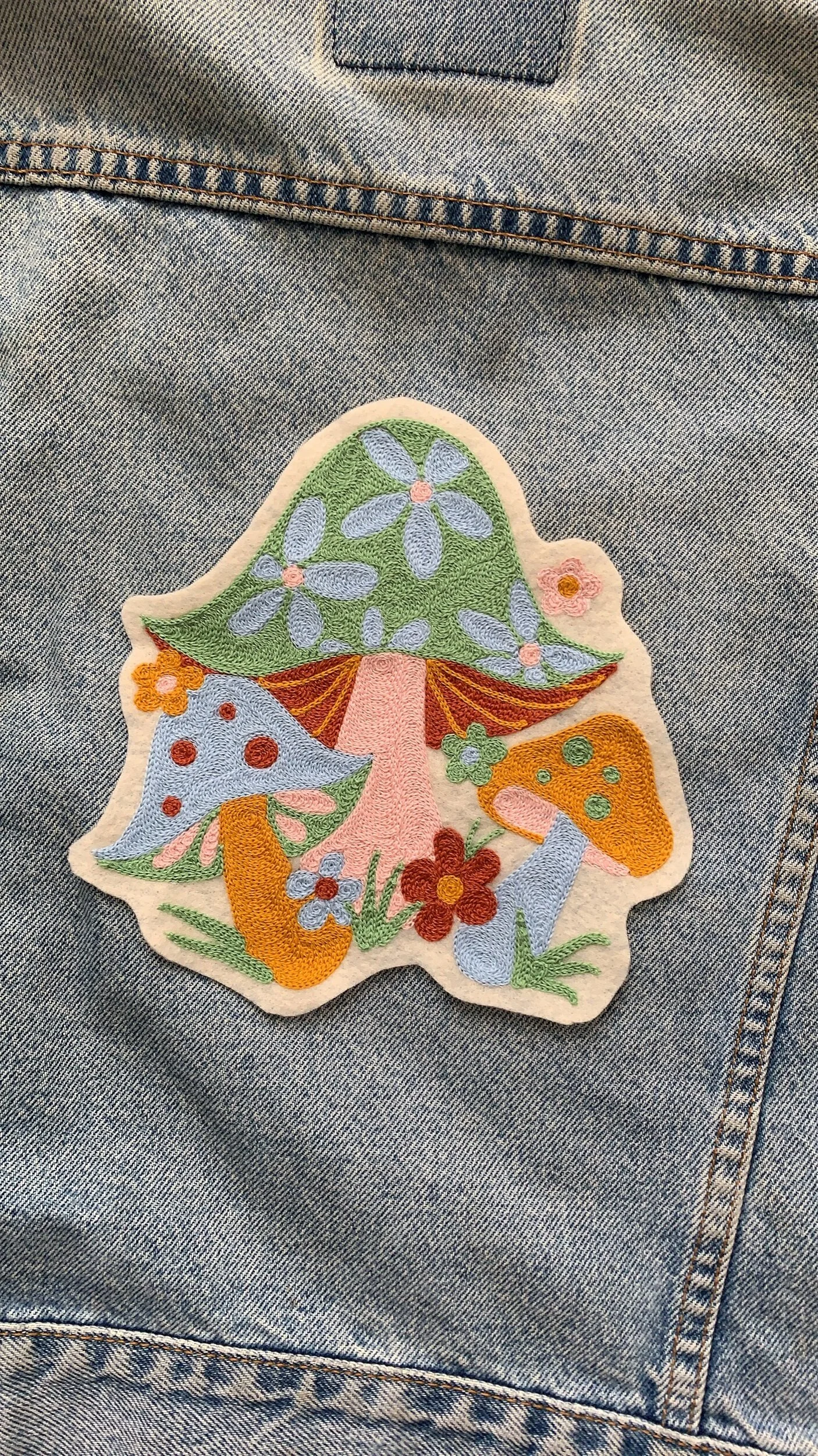 FFF38265-F673-4B0B-8F4C-BD8704DA86CD