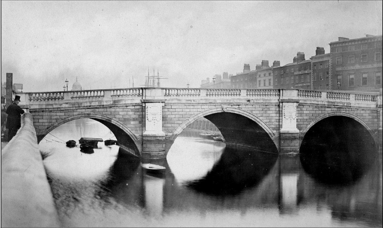 Carlisle_Bridge%2C_Dublin%2C_c.1870.jpg