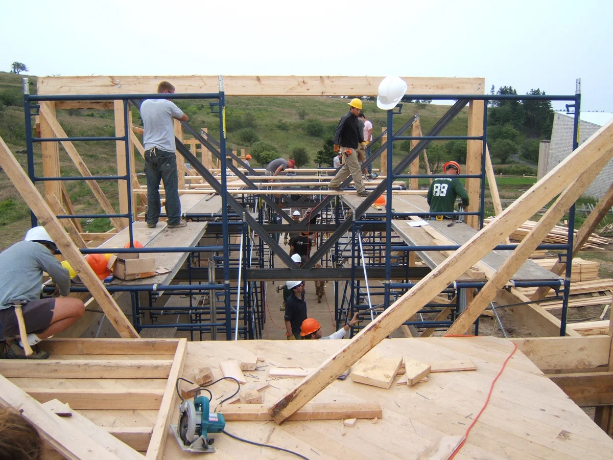 Here you can see the series of steel bents coming together.