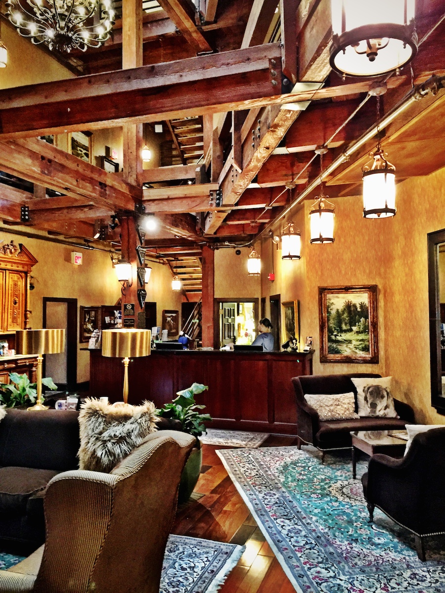 The lobby at the Ansonborough Inn.
