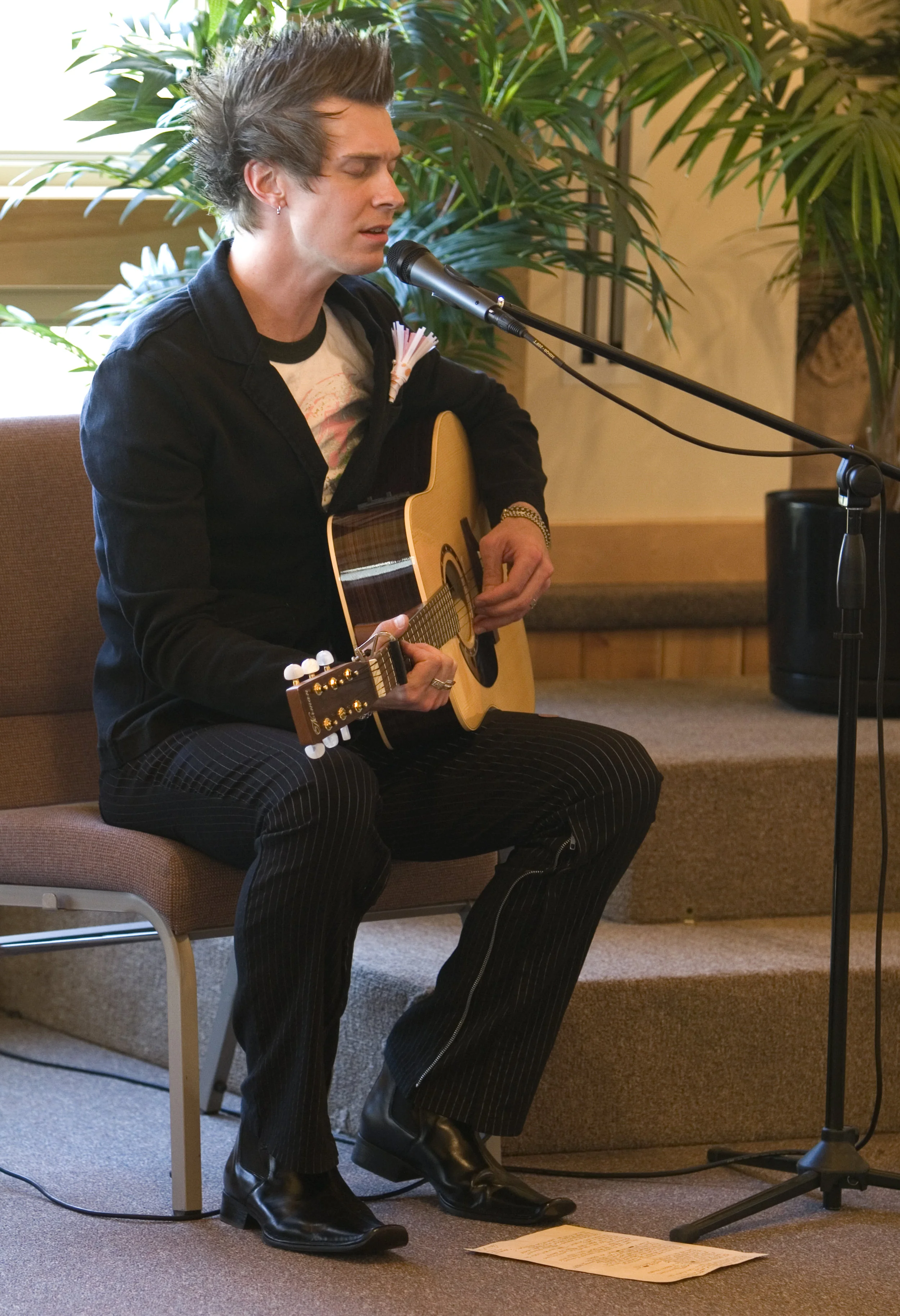 20180216-Aaron-singing.jpg