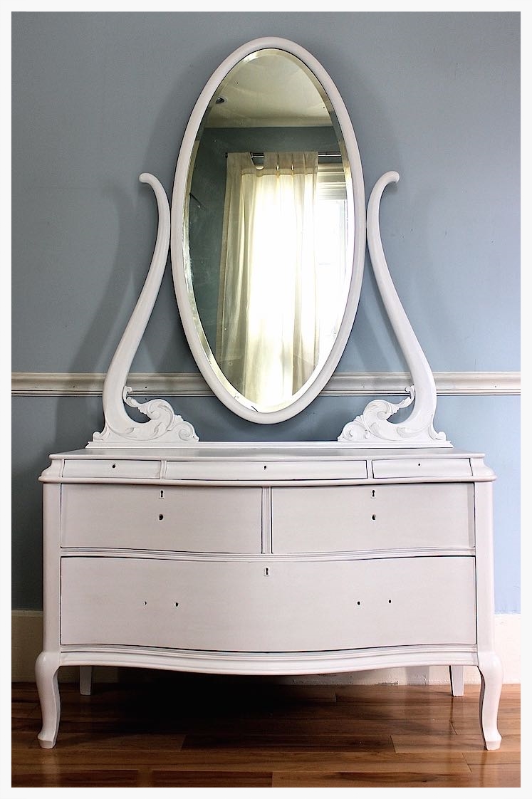 eastlakedresser2.01.jpg