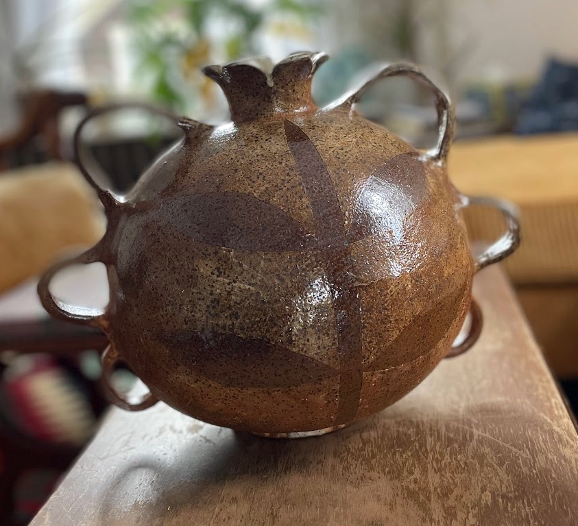 Bulb _ 306 with white slip stencils in soda.png