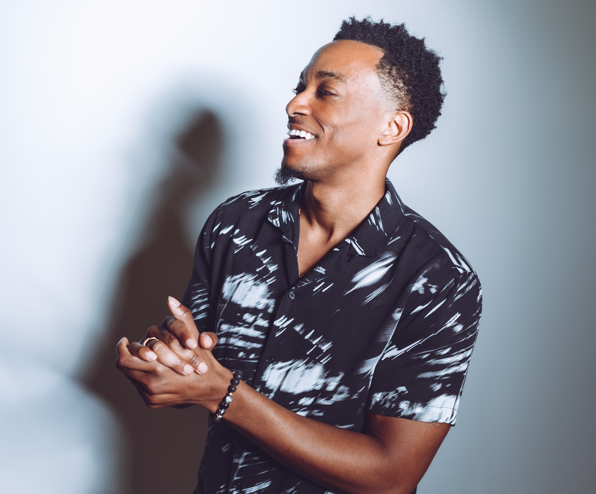 Multi-Award Winning Singer-Songwriter-Producer And Author, JONATHAN MCREYNOLDS Wraps 2023 On A High Note….