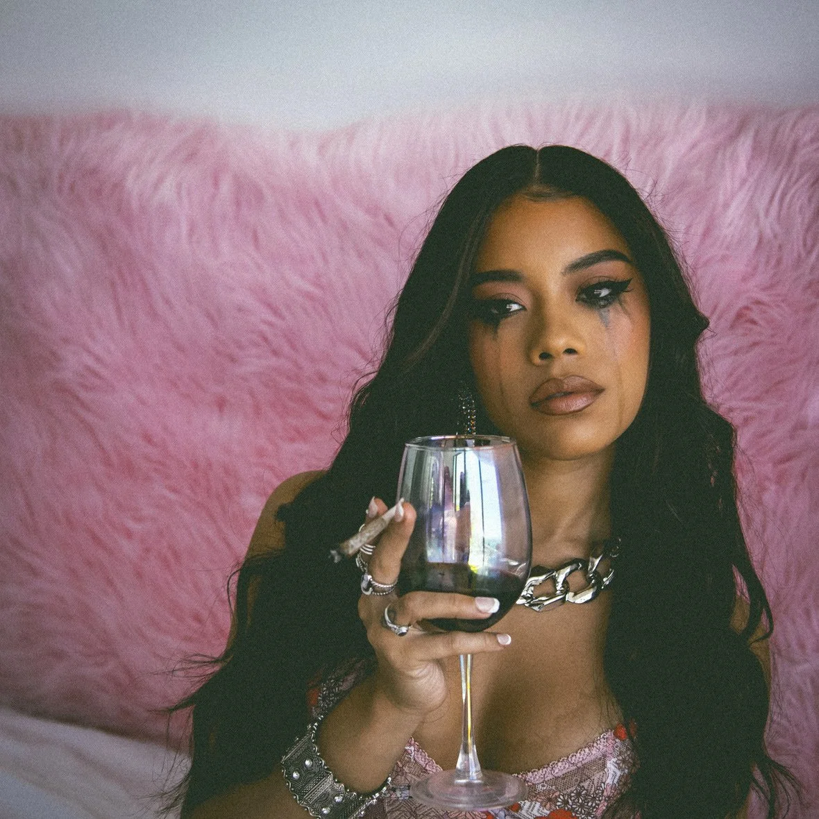 Emerging Singer-Songwriter JALISA REY Releases Her Sophomore EP, "MIXY" …