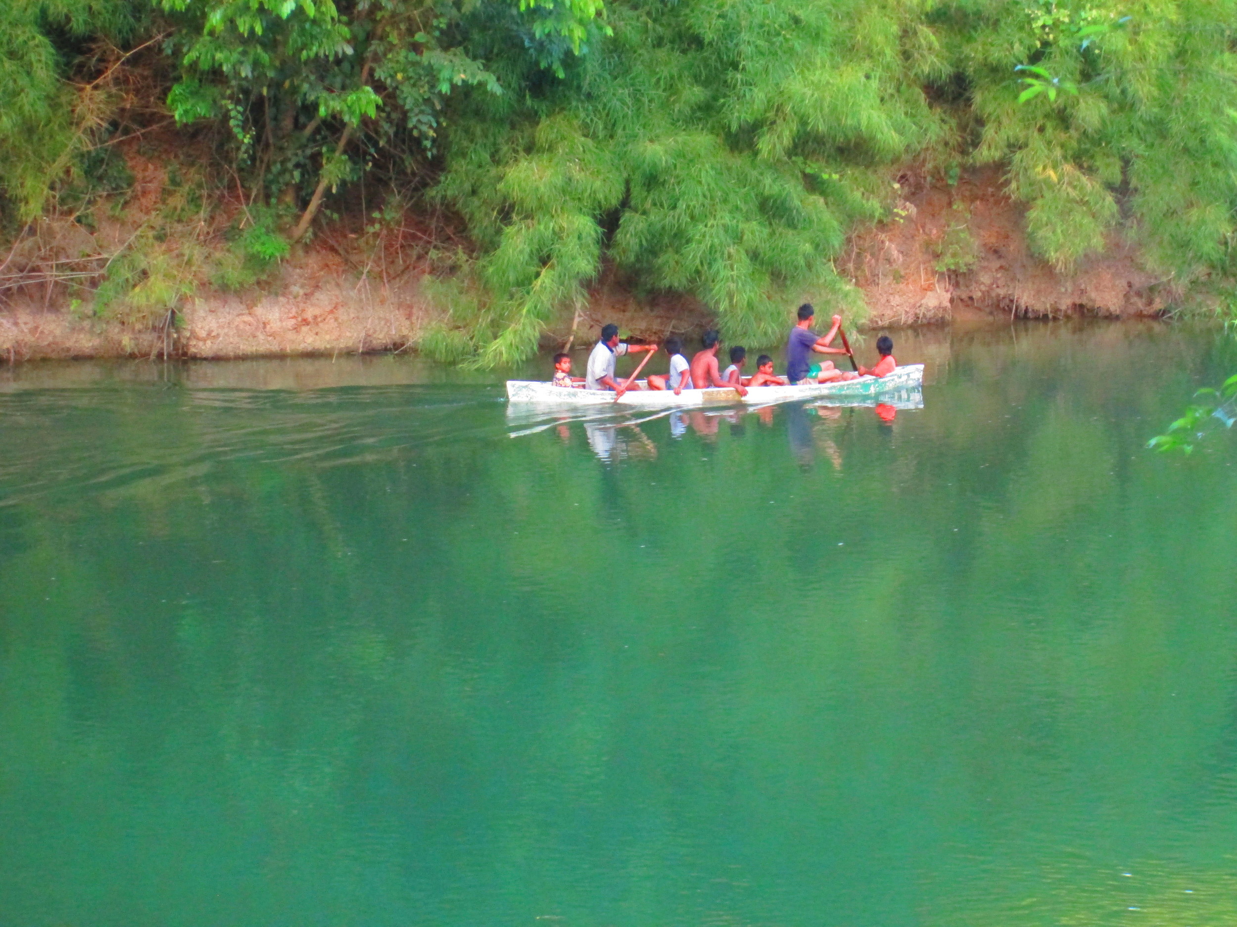 Local canoe on Belize River.JPG